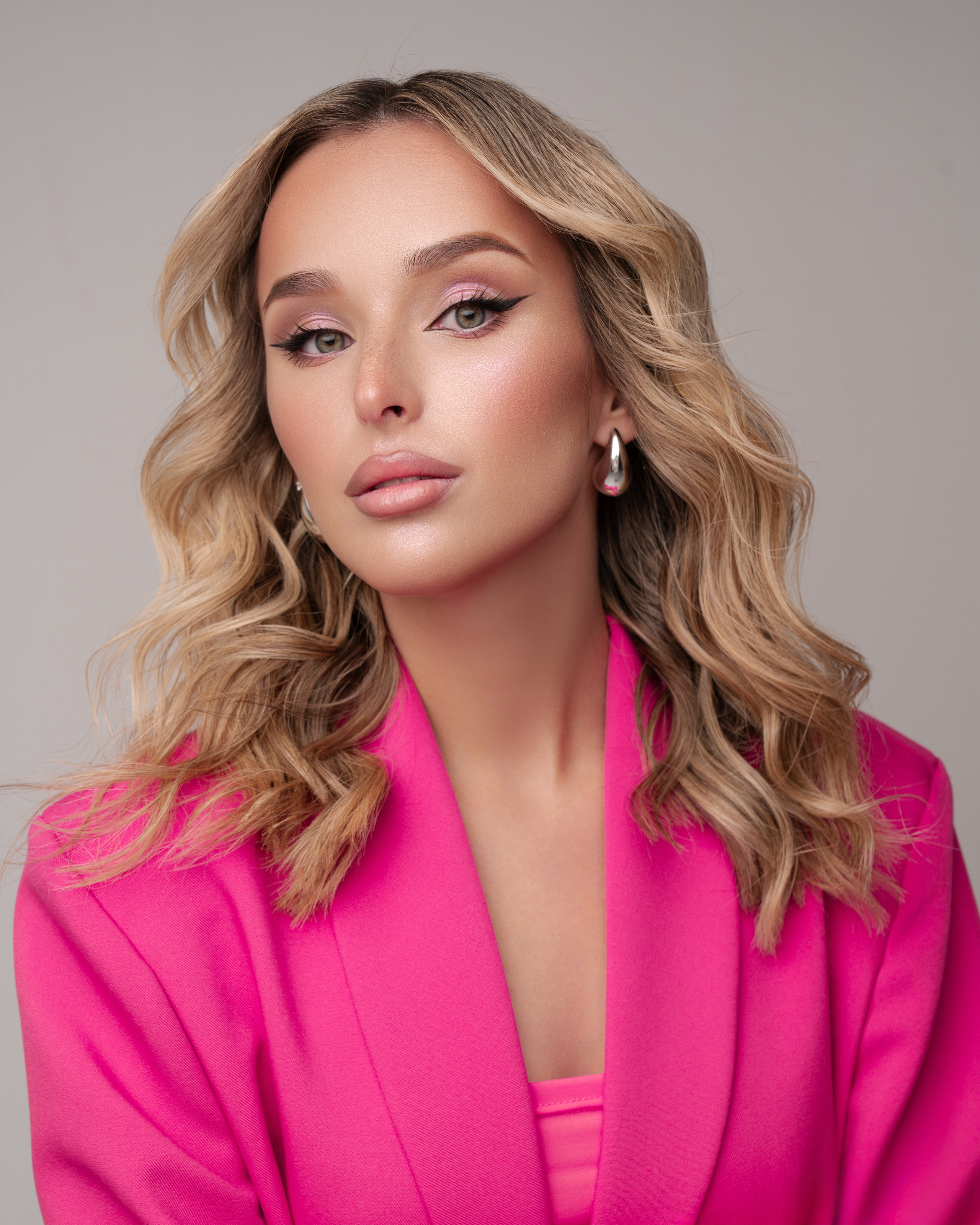 Портфолио. Оксана Волик фотограф в Архангельске. Аренда фотостудии White Studio