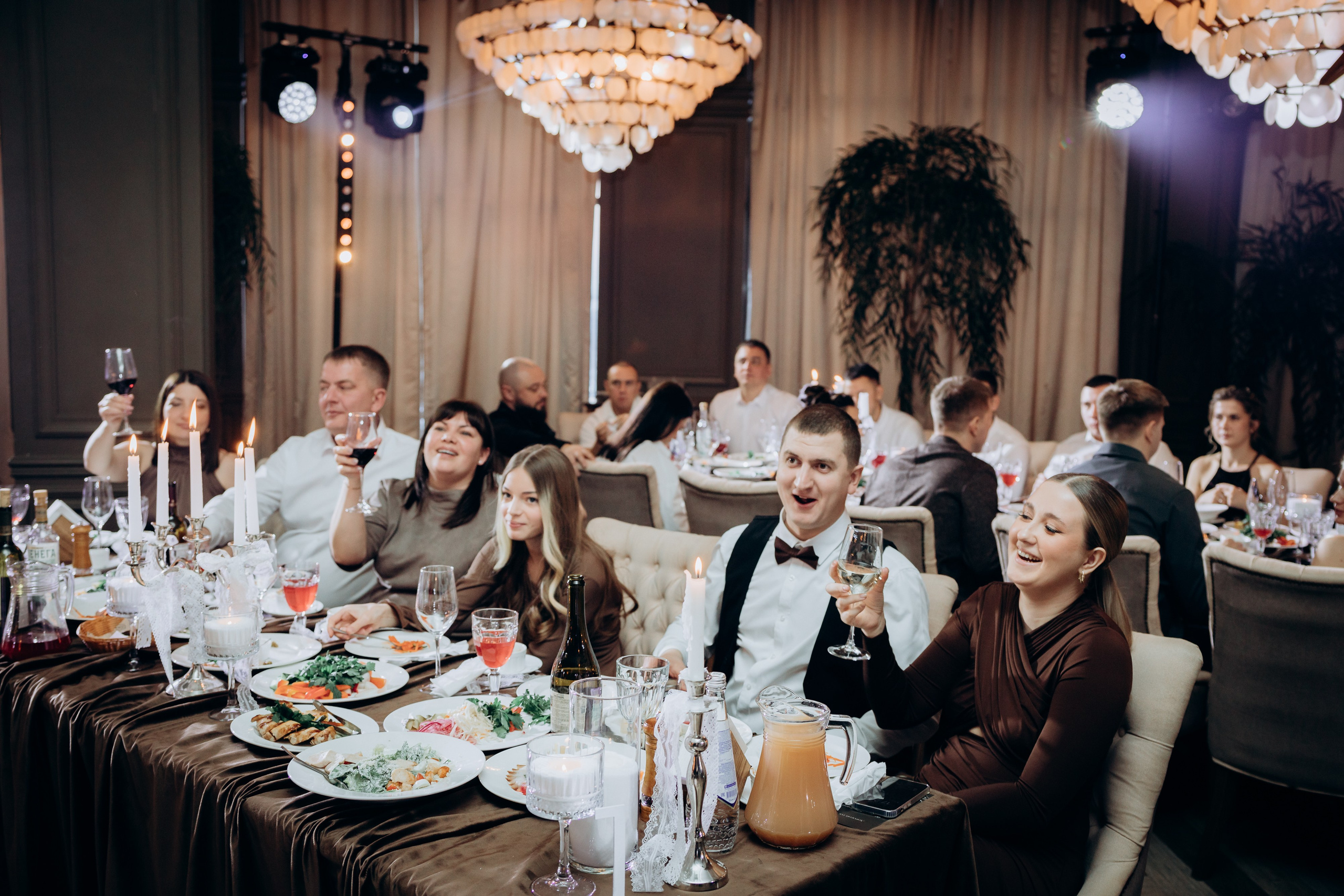 Банкет. Камилла — свадебный и женский фотограф в Саратове