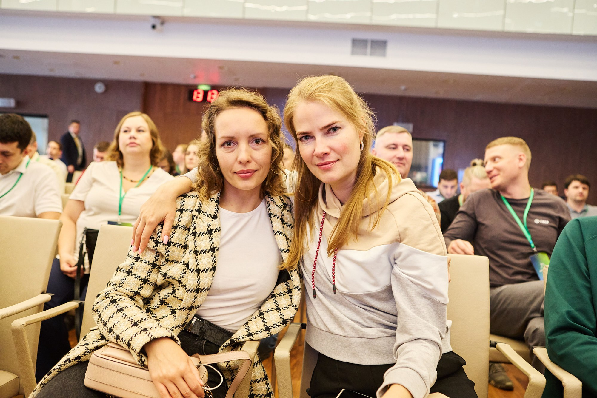 Фотограф на конференции СберУниверситет — репортажная съёмка делового мероприятия. Репортажный фотограф в Москве — Дмитрий Тарасов | Съёмка мероприятий, концертов, корпоративов