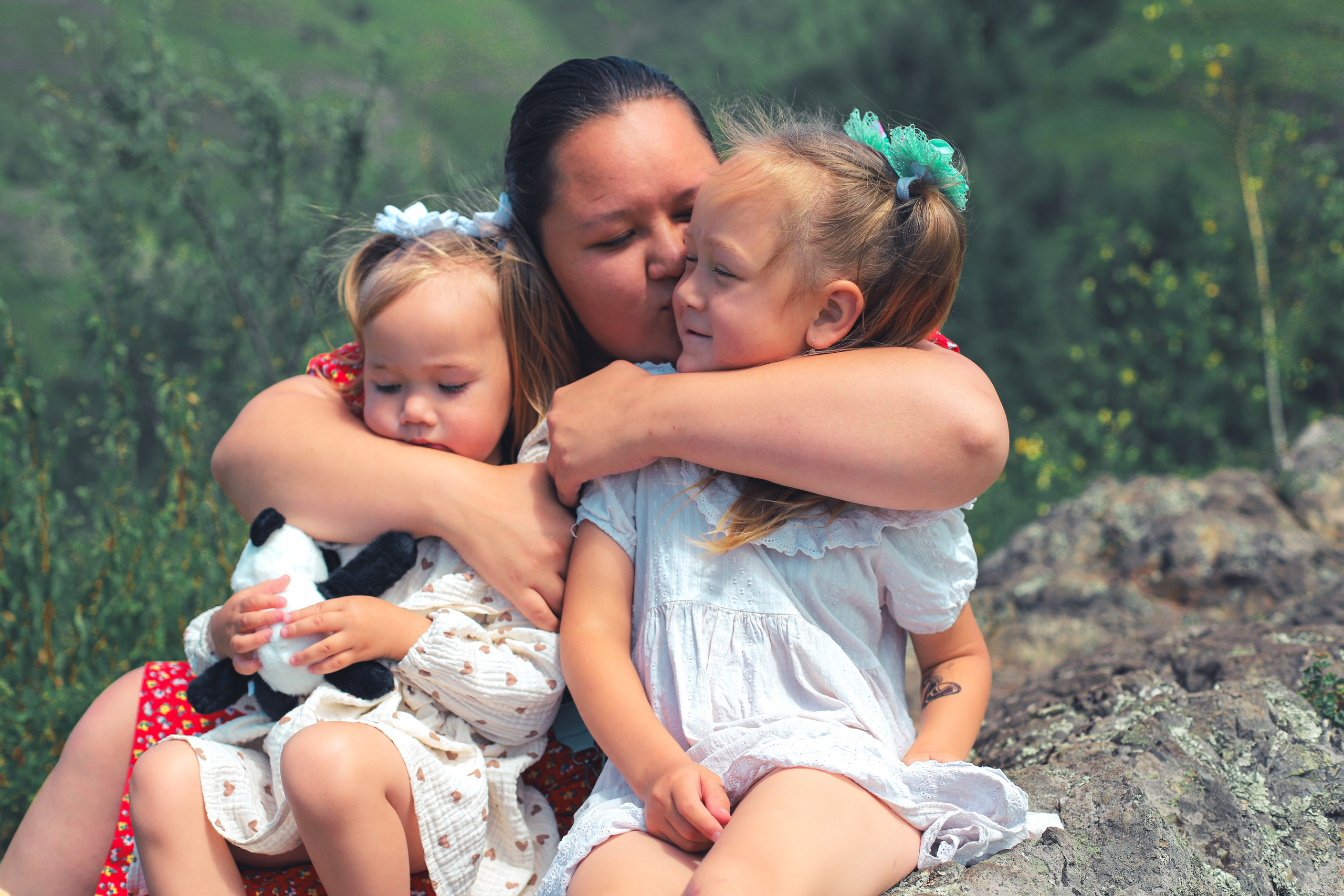 Антонида с дочками. Фотограф Нина Брандт в Горном Алтае