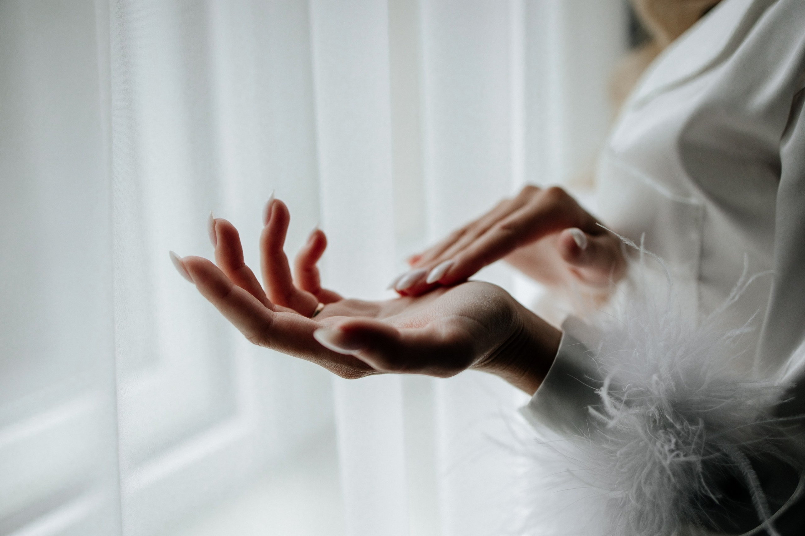 Контакты. Свадебный фотограф в Курске Антон Богданов