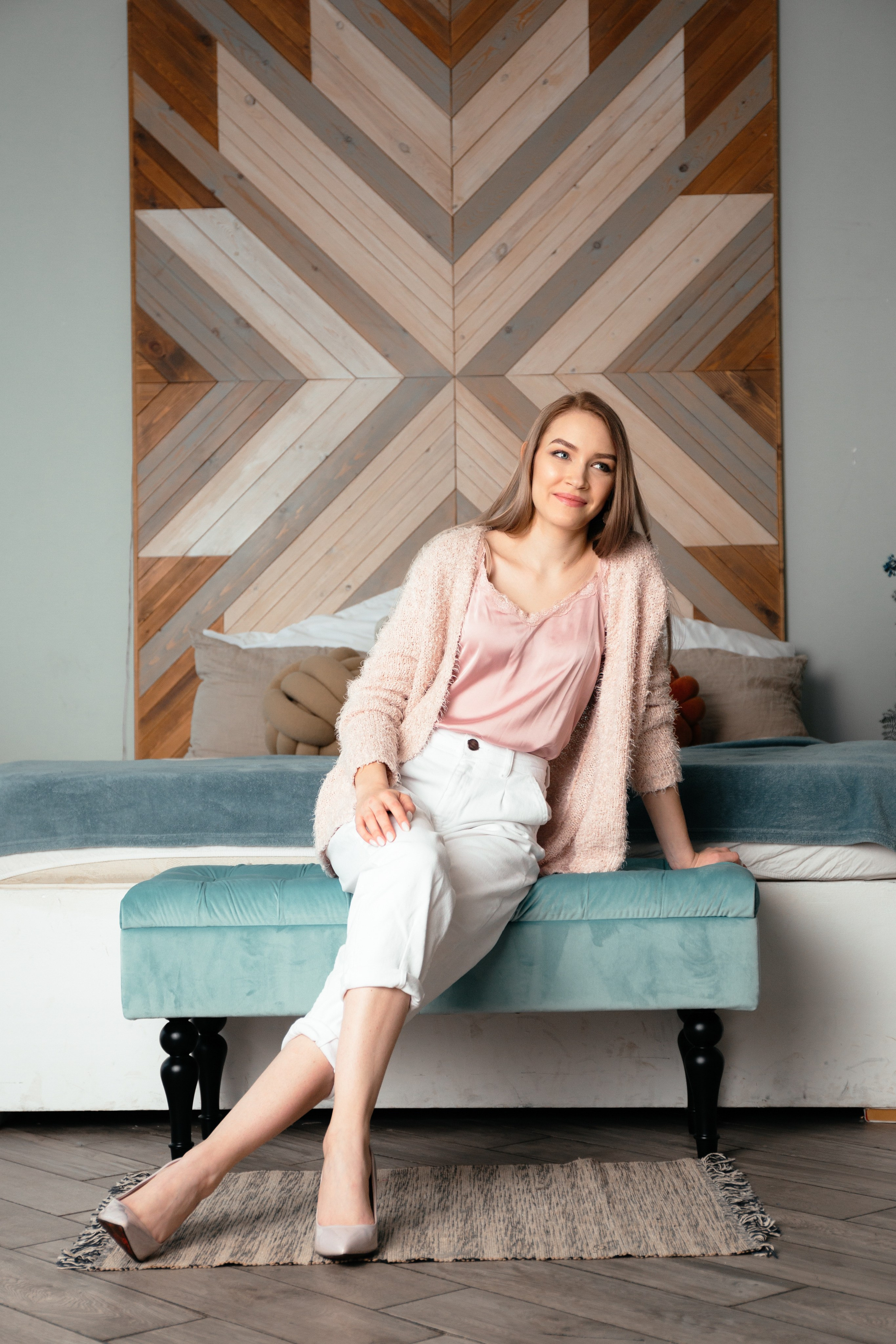 Контент для мастера маникюра. Фототерапевт Ева Бунеева