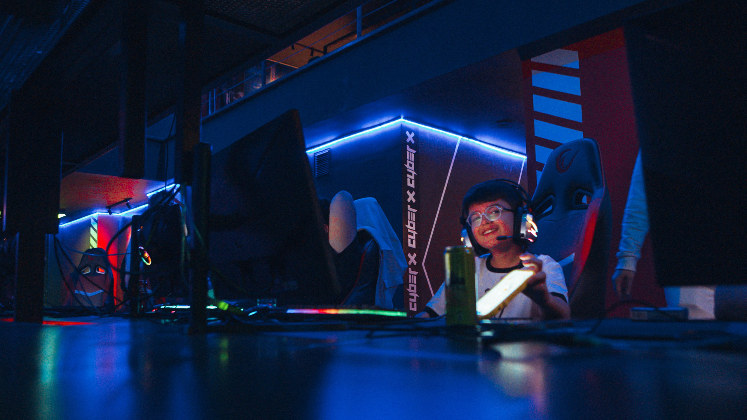 Game Club. Фотограф в Батуми Павел Шарников