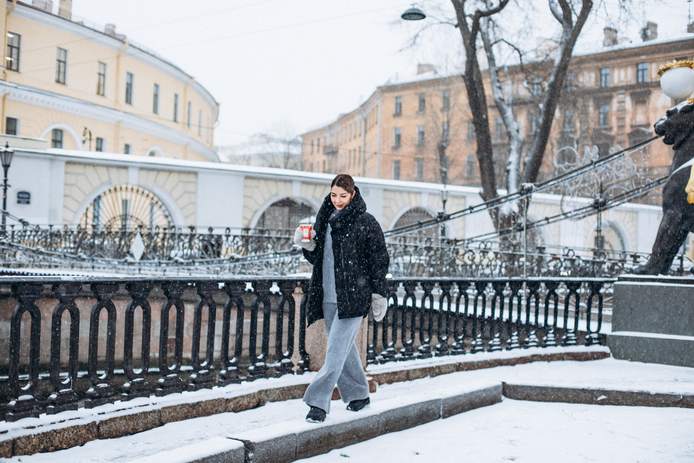 Алина в декабре. Фотопрогулка в Петербурге. Индивидуальный и семейный фотограф в Санкт-Петербурге