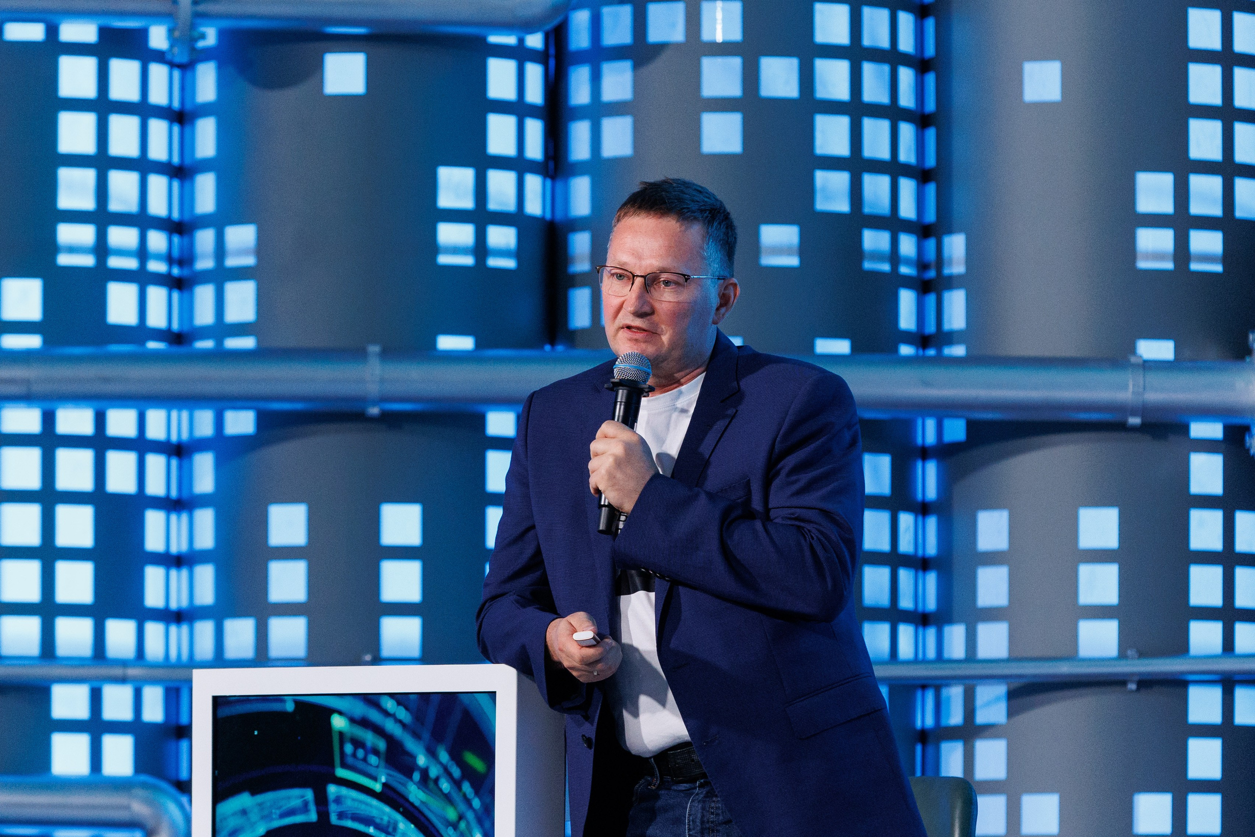 Сила Притяжения. Репортажный Фотограф в Москве Юра Гушан