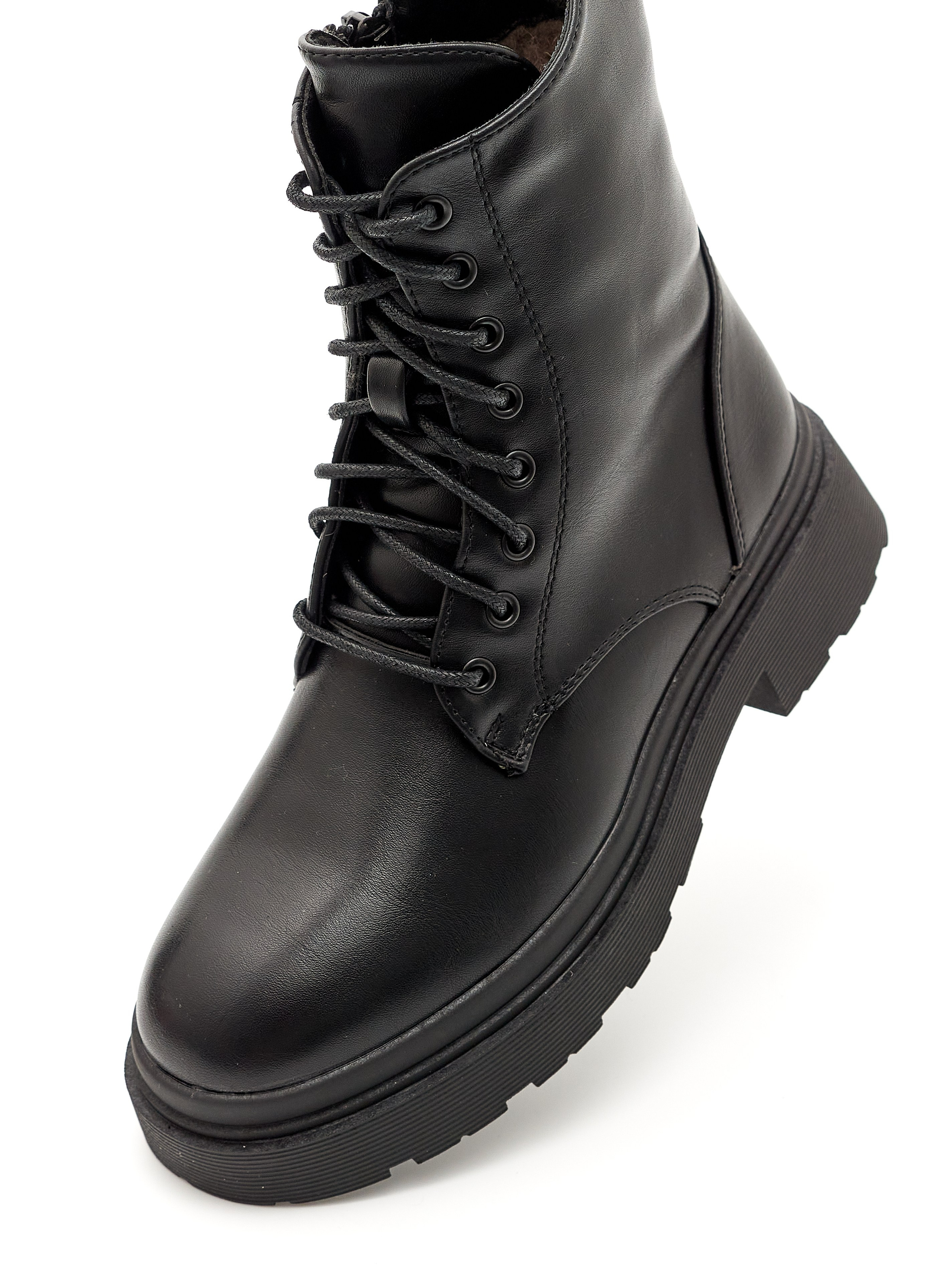 Обувь. Каталожный предметный фотограф