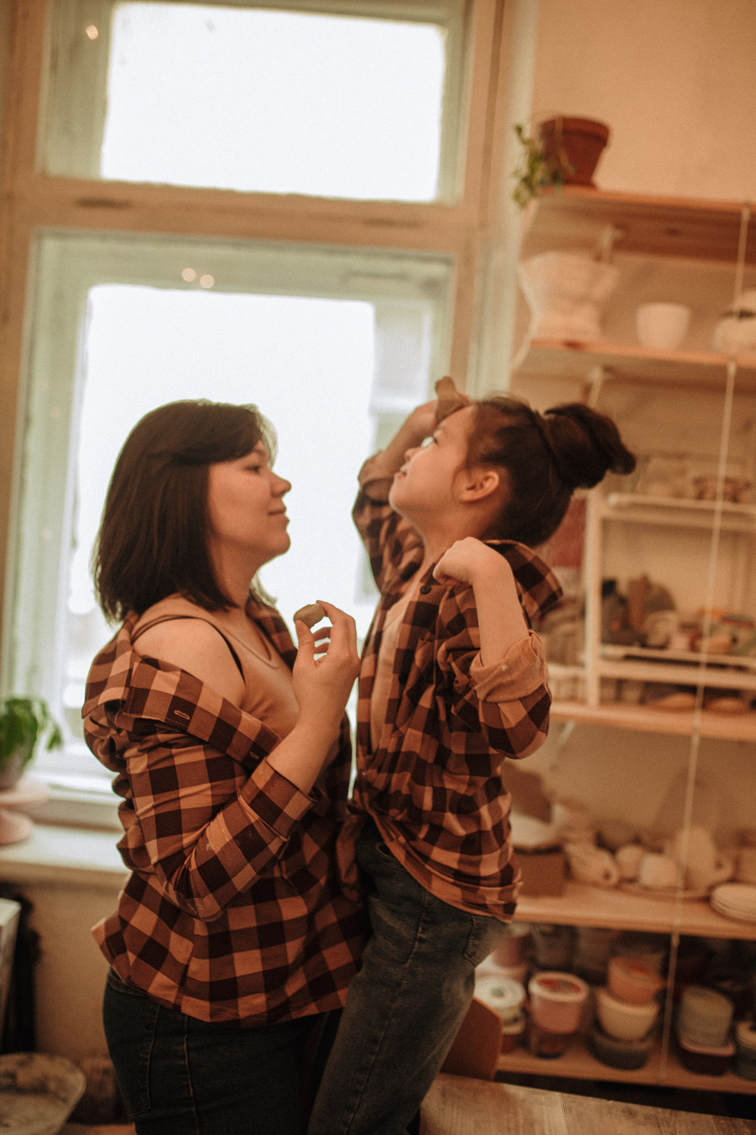 Дина & София гончарная. Семейный и Свадебный фотограф в Санкт-Петербурге Плохая Екатерина