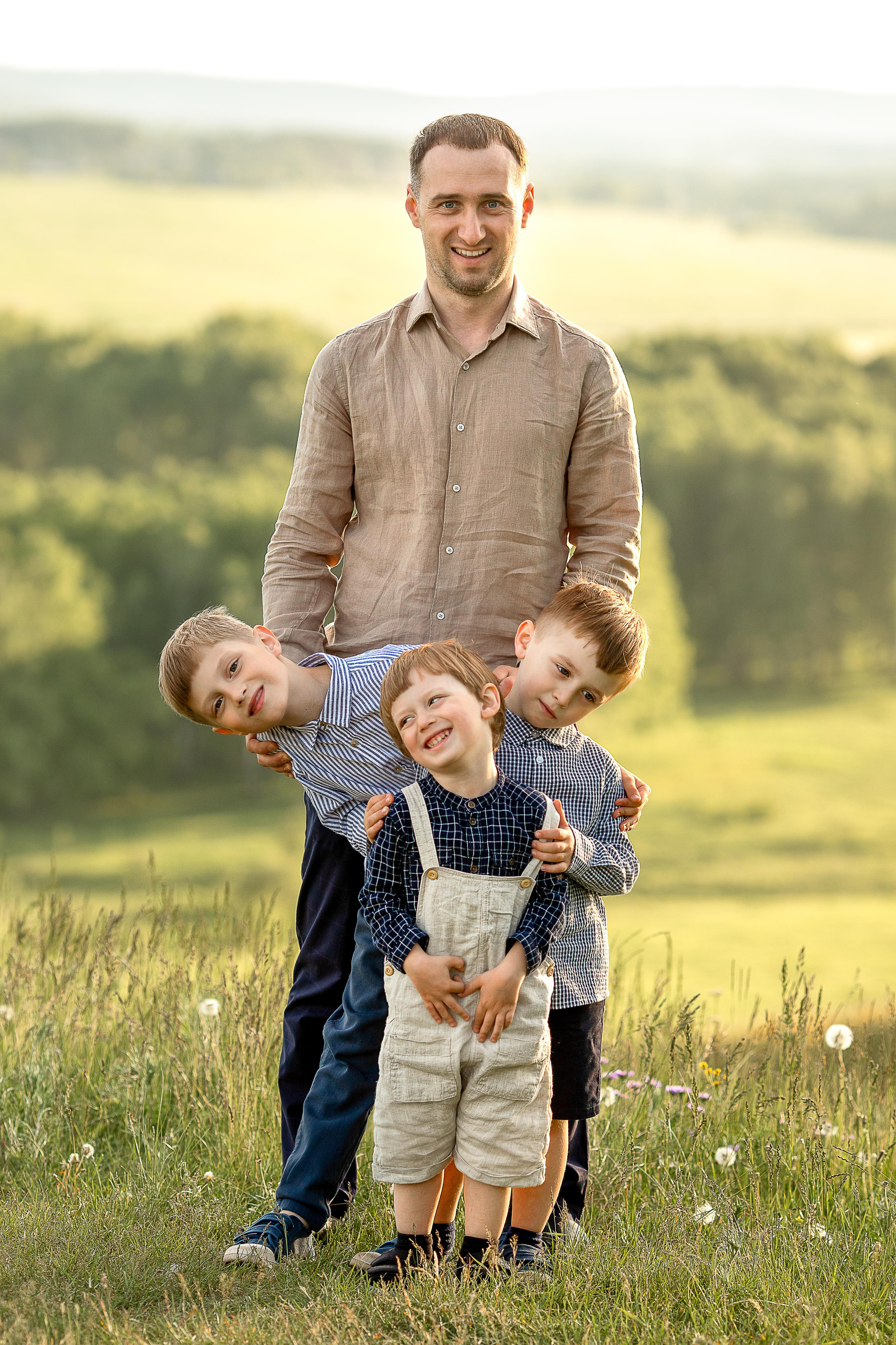 Ветер в волосах, горящие глаза …. Детский и семейный фотограф в Красноярске Елена Коровкина