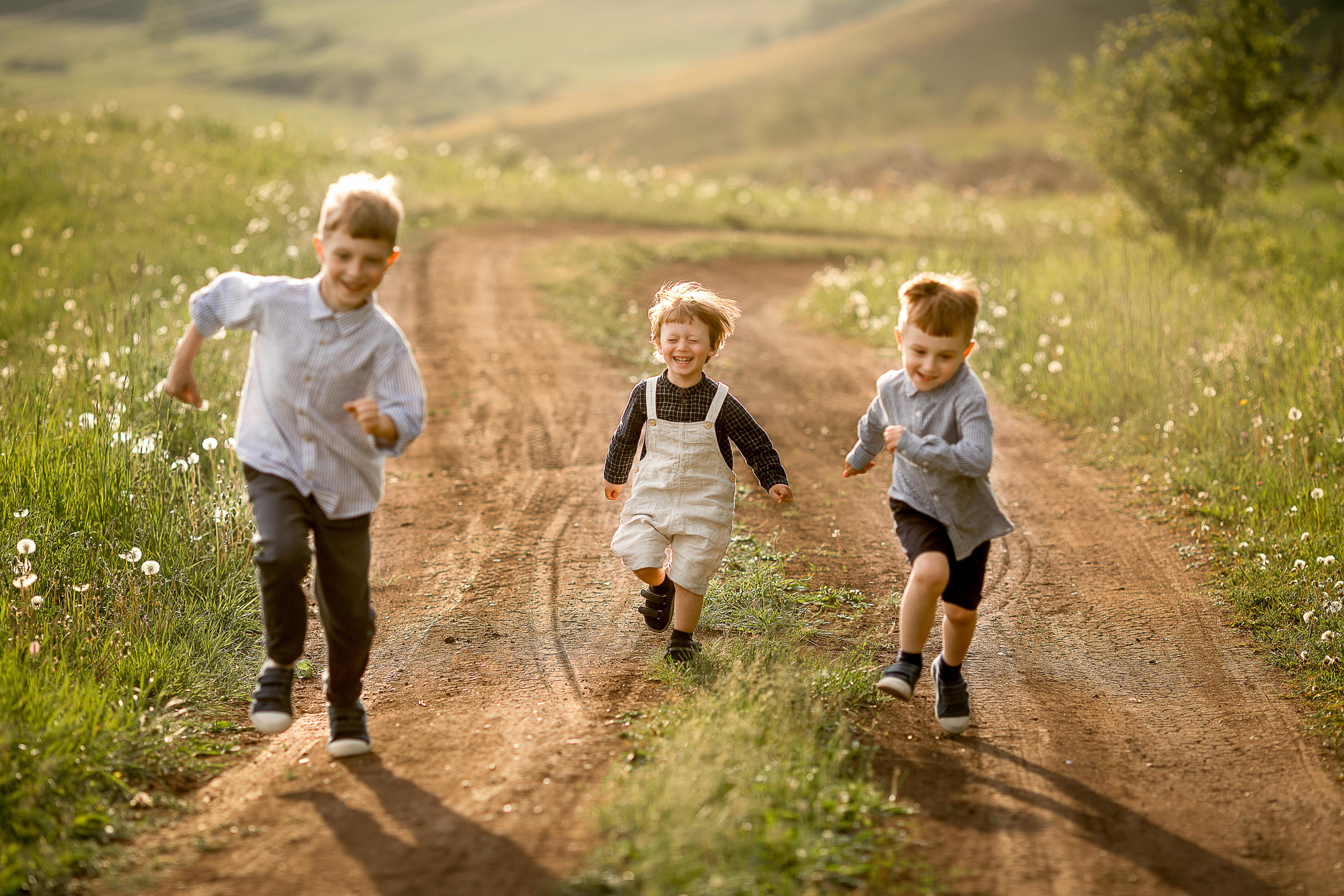 Ветер в волосах, горящие глаза …. Детский и семейный фотограф в Красноярске Елена Коровкина