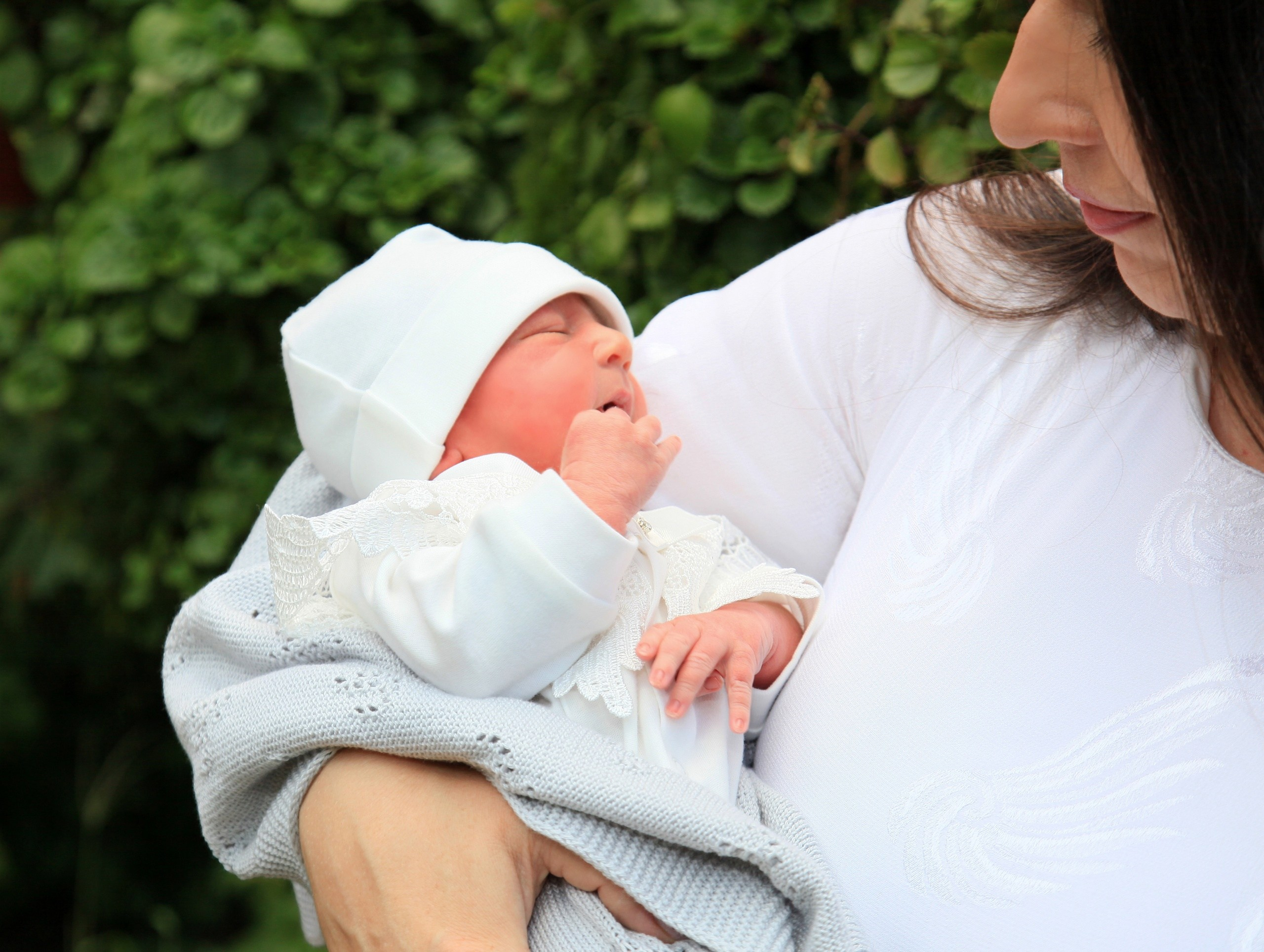 Фотограф на выписку из роддома Москва Лапино. Фотограф Москва Одинцово Кубинка Краснознаменск Лапино