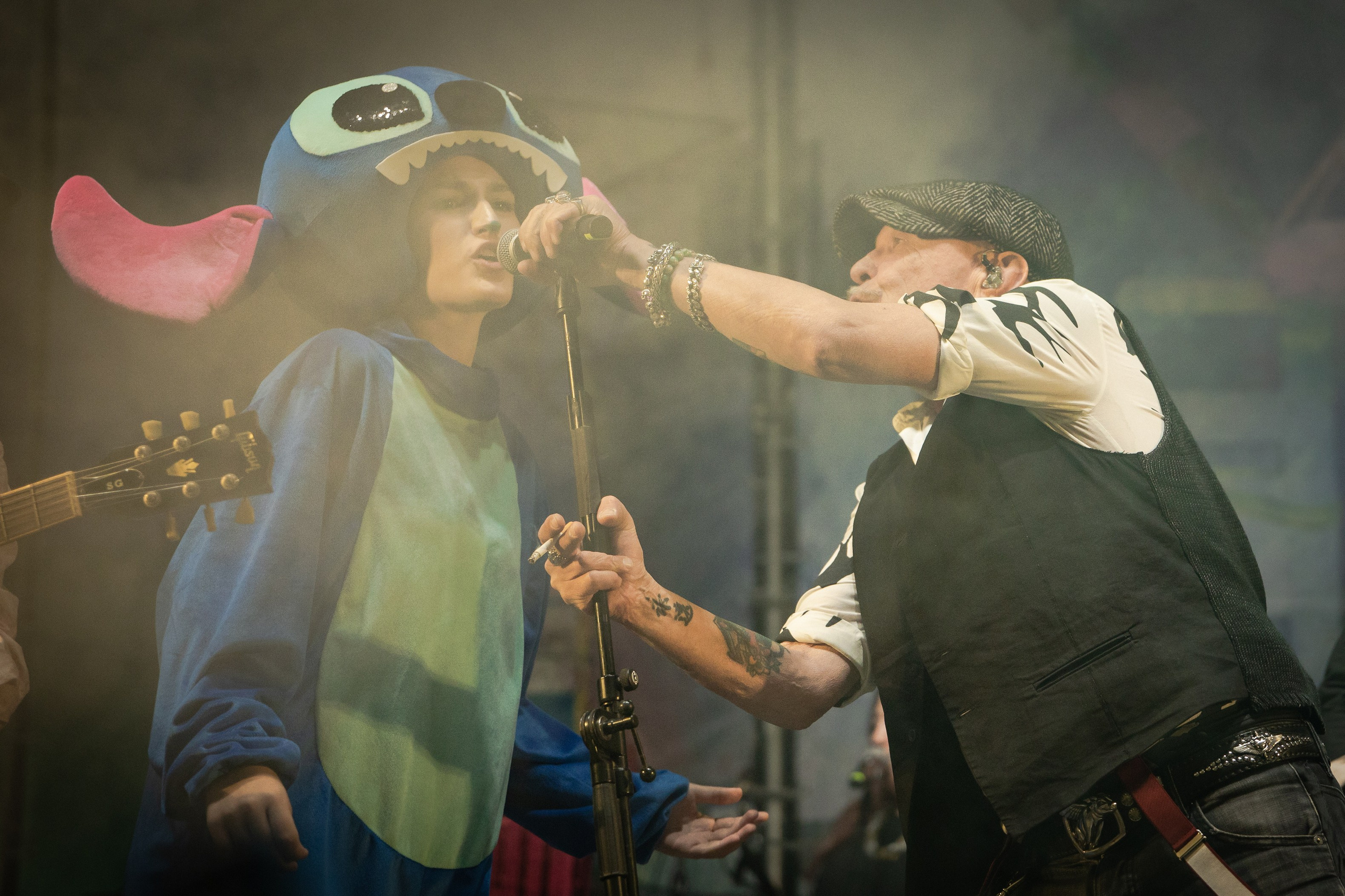 Гарик Сукачев. Фотограф. г. Южно-Сахалинск. Олег Толстов