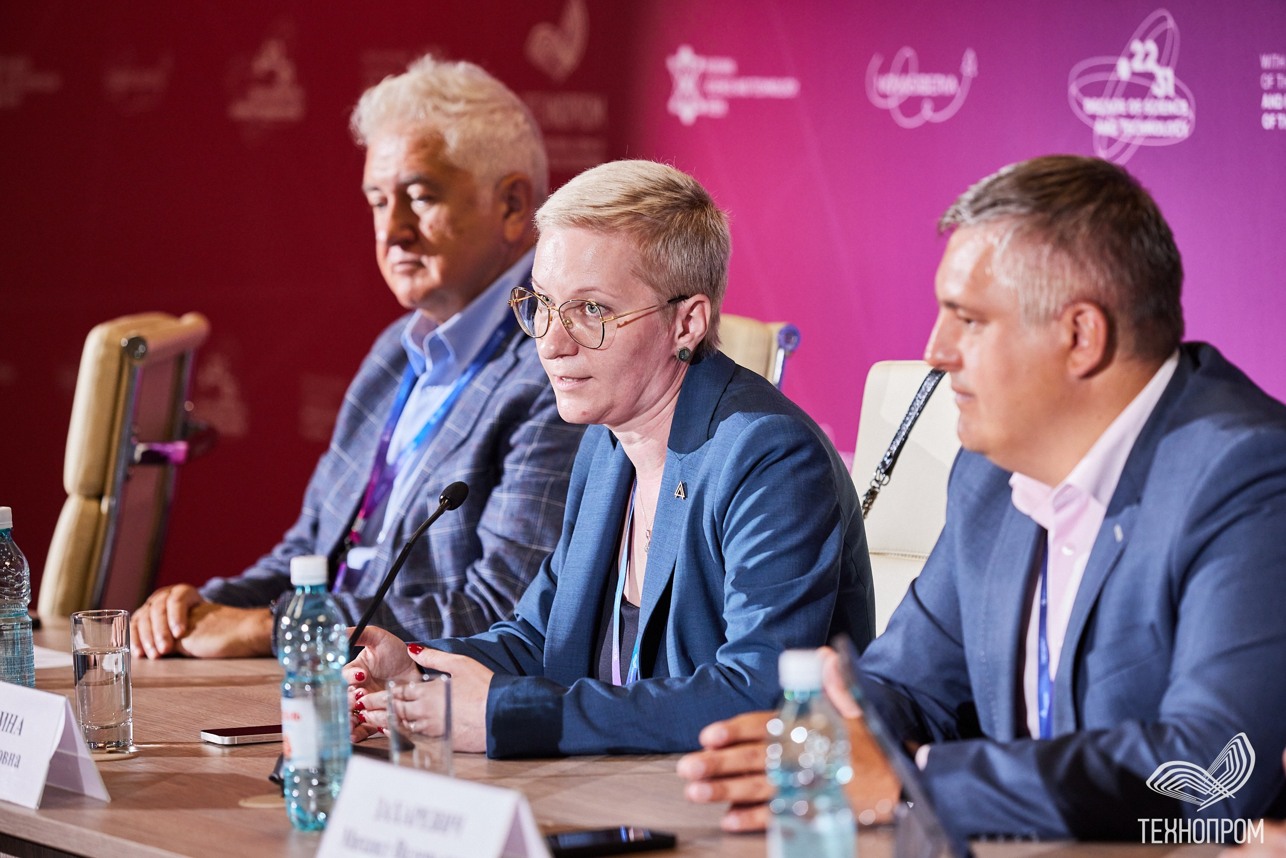 Репортажное и корпоративное портфолио. Репортажный фотограф Новосибирск — Станислав Попов