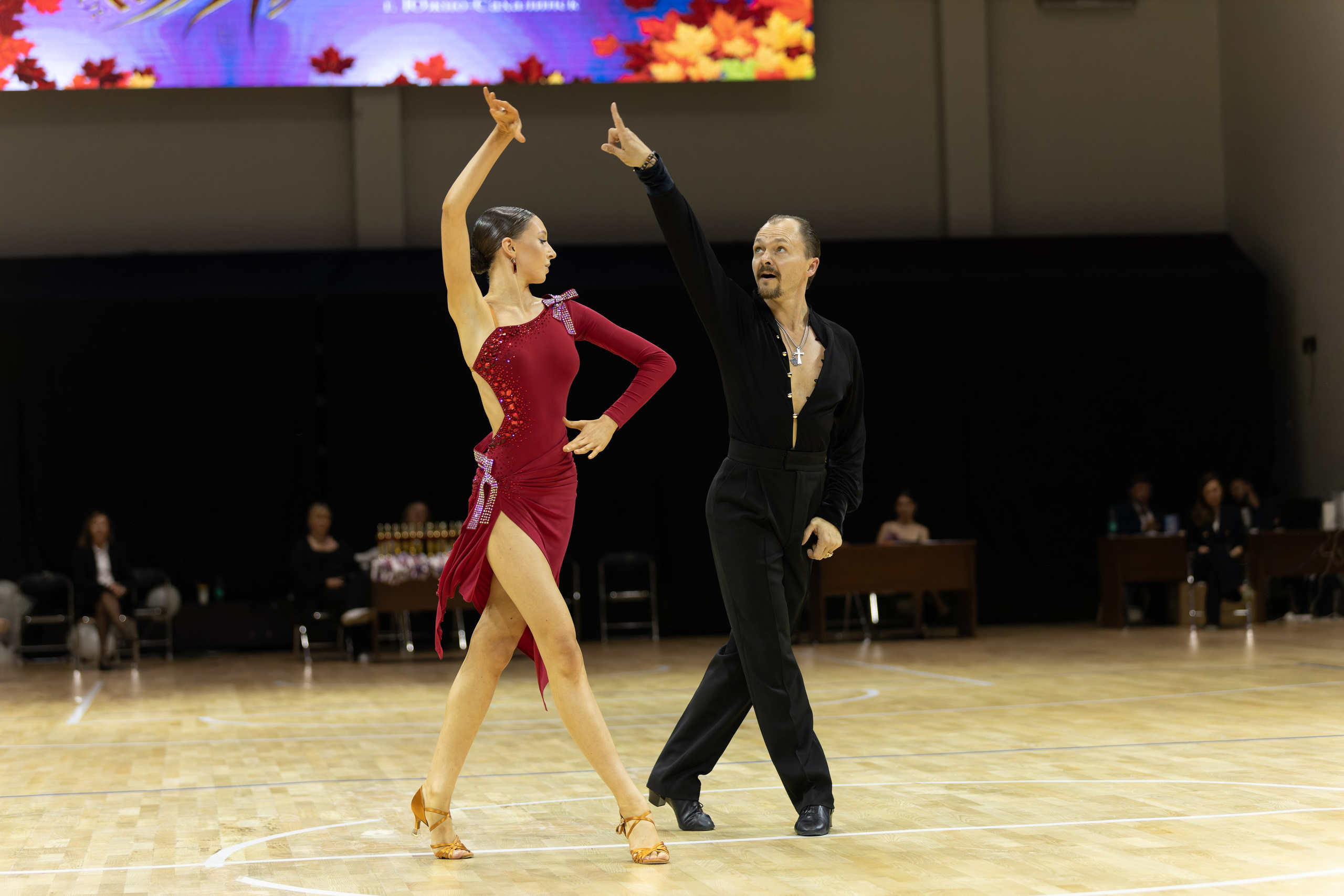 Региональный турнир по танц. спорту. Фотограф. г. Южно-Сахалинск. Олег Толстов