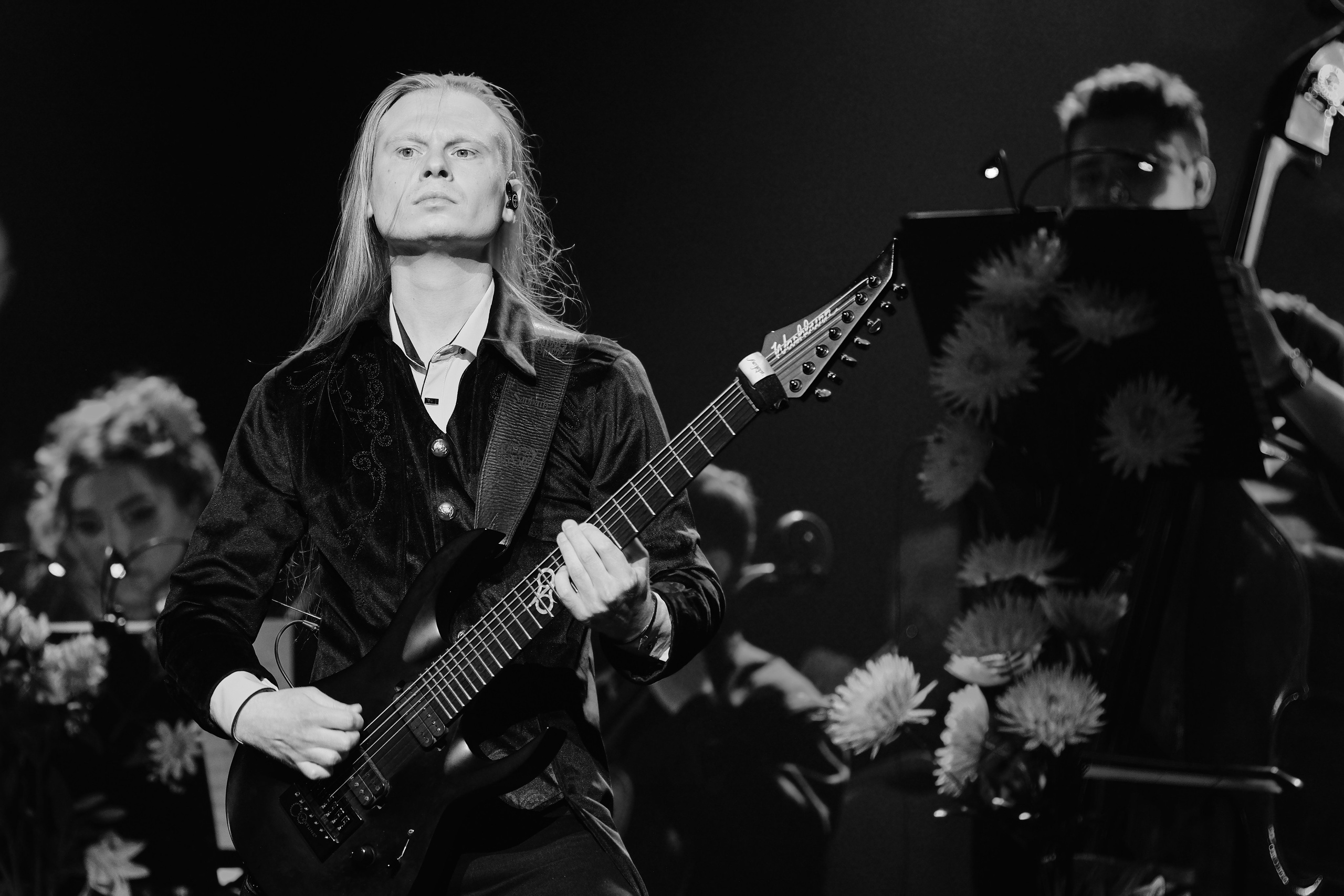 Saphath с симф.оркестром. Фотограф. г. Южно-Сахалинск. Олег Толстов