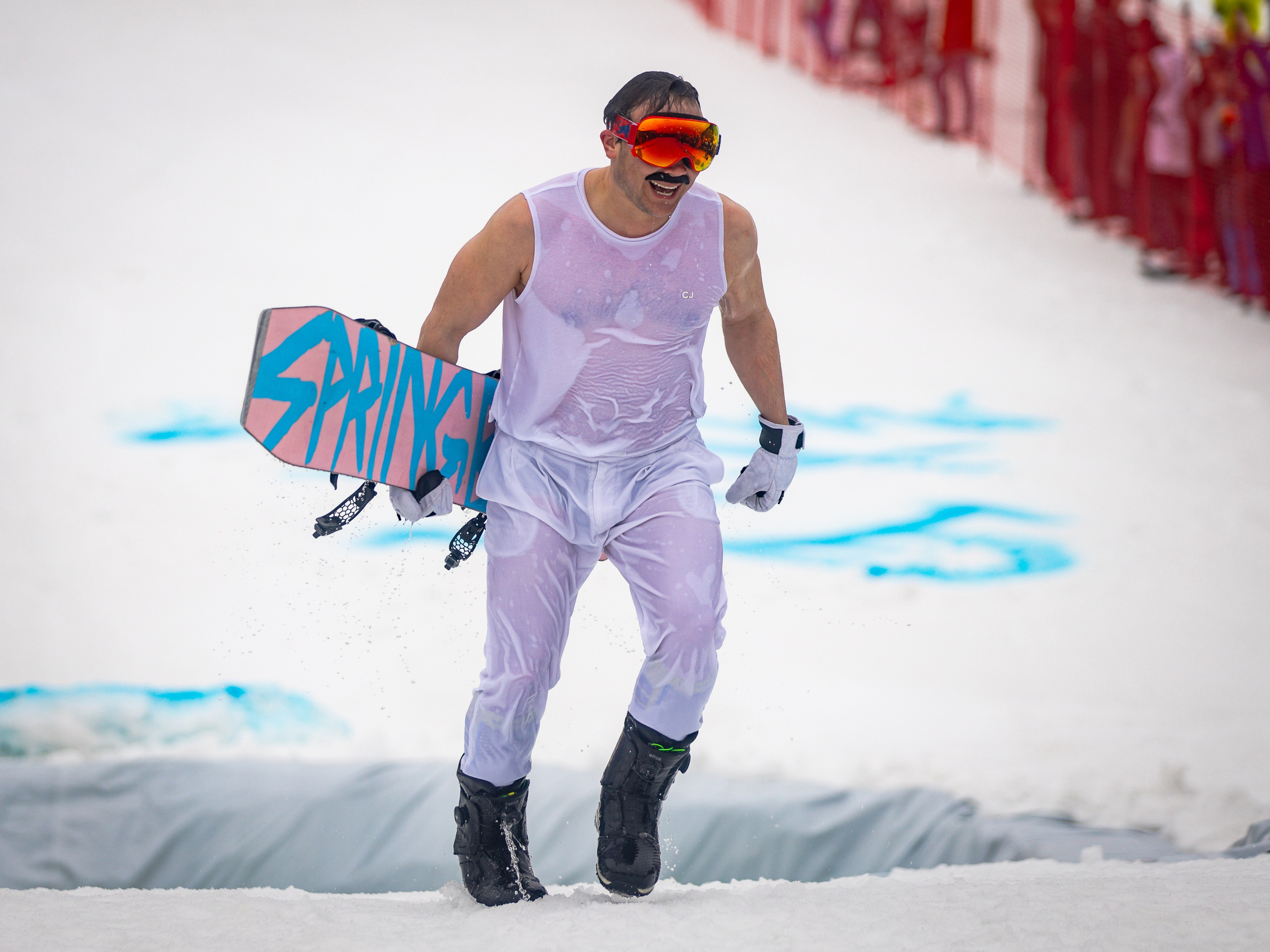 Снежный фестиваль 2026. Фотограф. г. Южно-Сахалинск. Олег Толстов