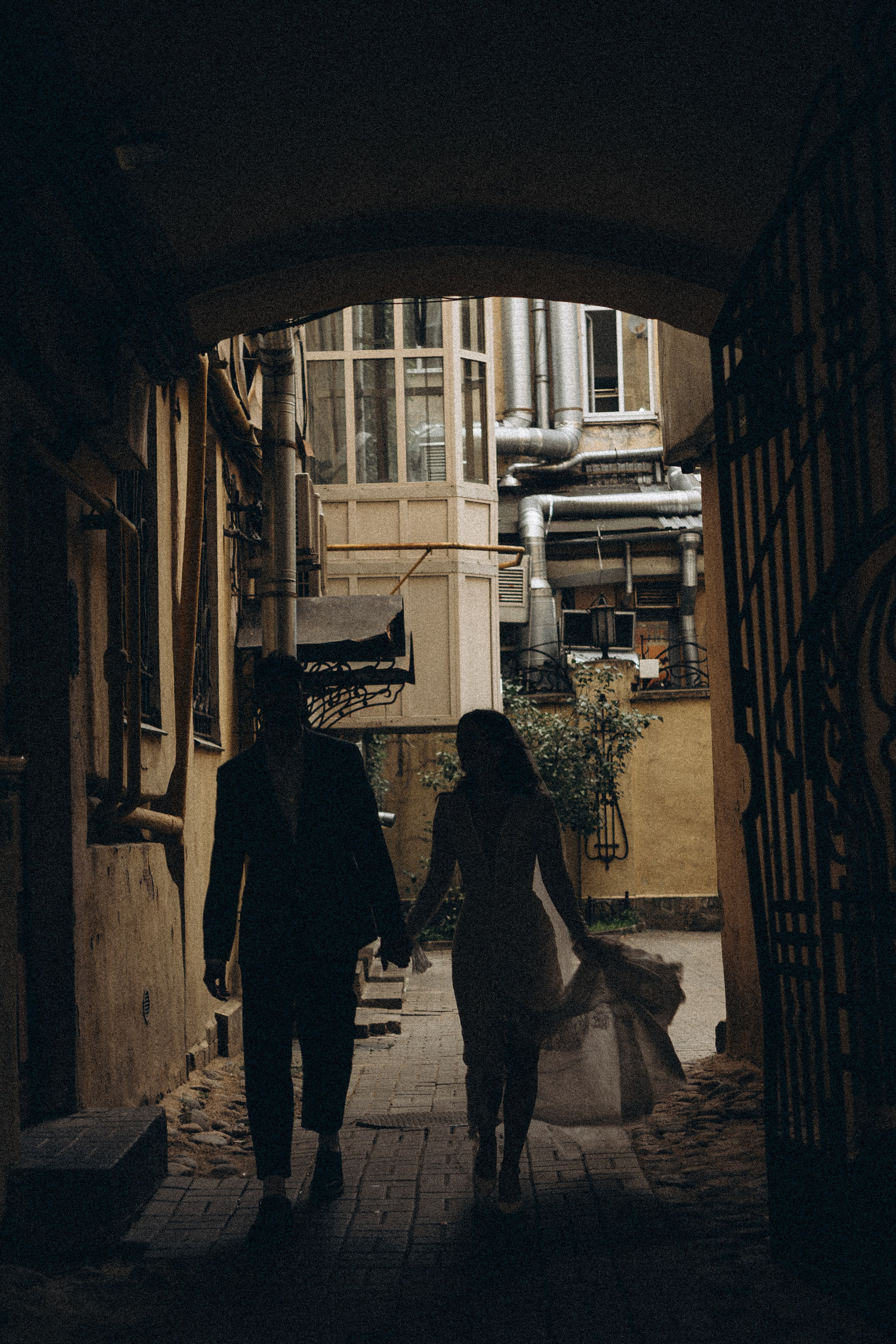 СВАДЕБНАЯ ПРОГУЛКА ВОЗЕ ИСАИКЕВСКОГО СОБОРА АСТОРИИ И ЗАКОНОДАЛЕТНОГО СОБРАНИЯ. Профессиональный фотограф, Санкт-Петербург — Виктория Богомолова