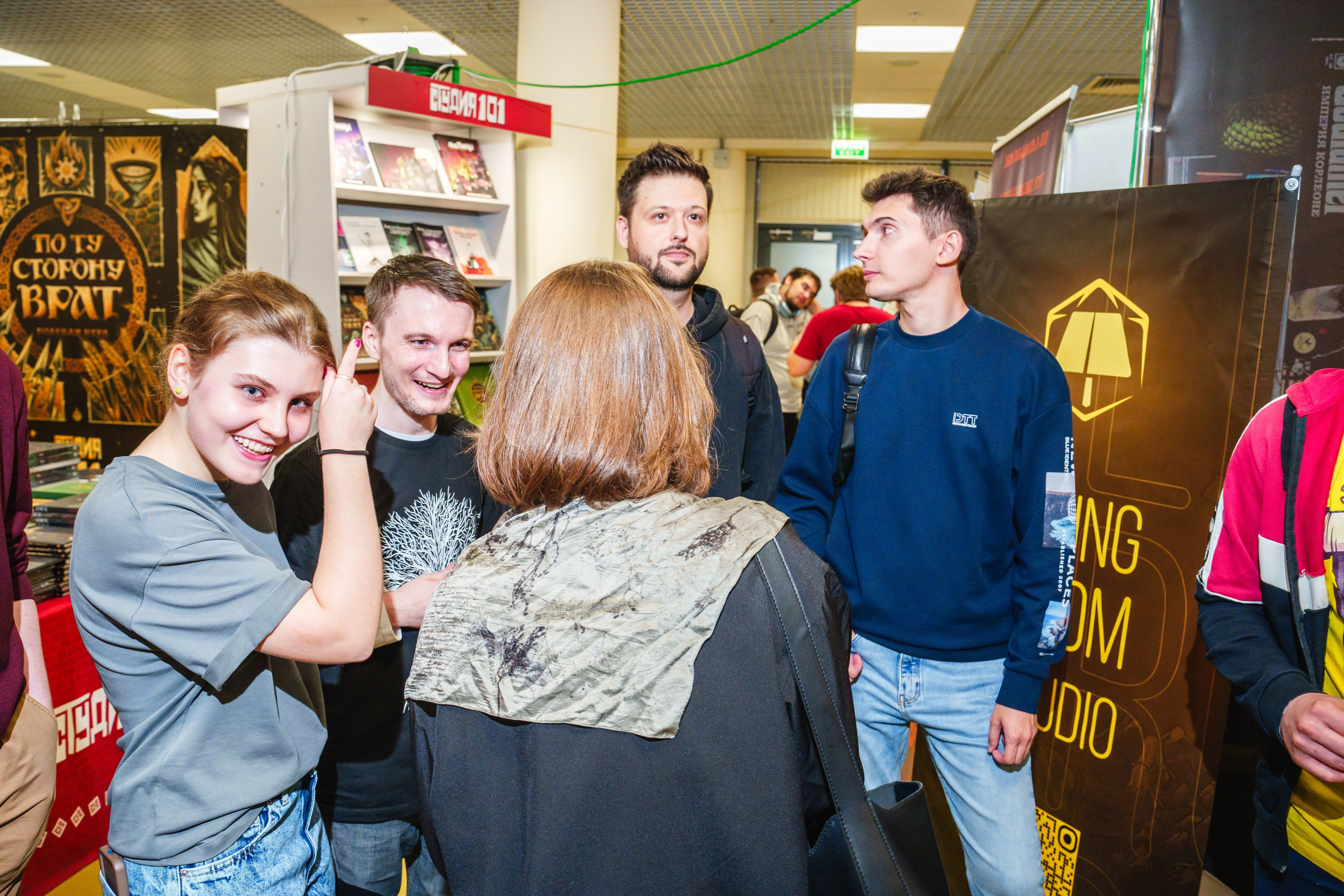 Living room studio. Ролекон 24. Великолепный фотограф Александр Захарченко