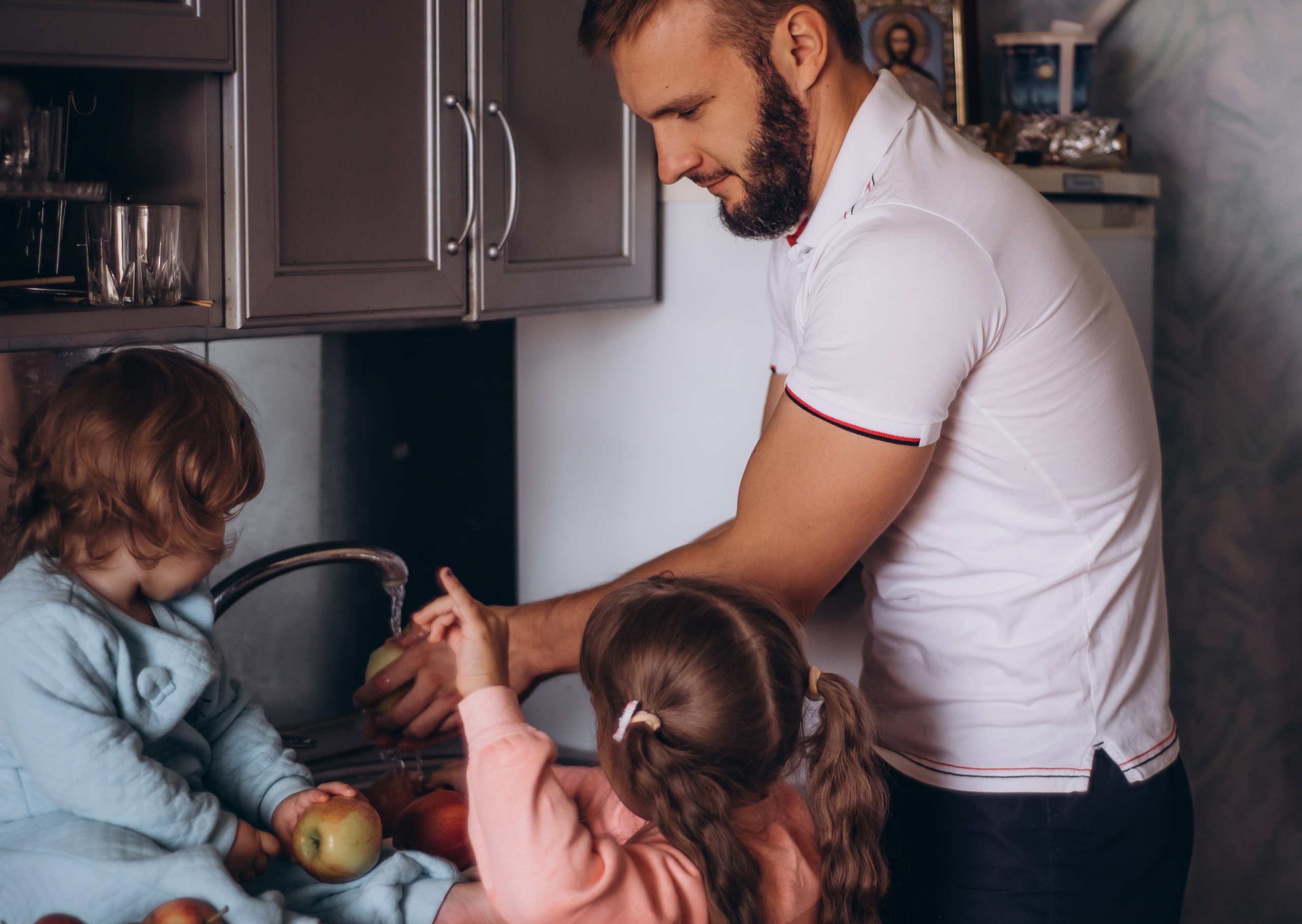 Семья Гонтаренко, домашняя теплая фотосессия. Ольга Казакова, фотограф в городе Медногорск