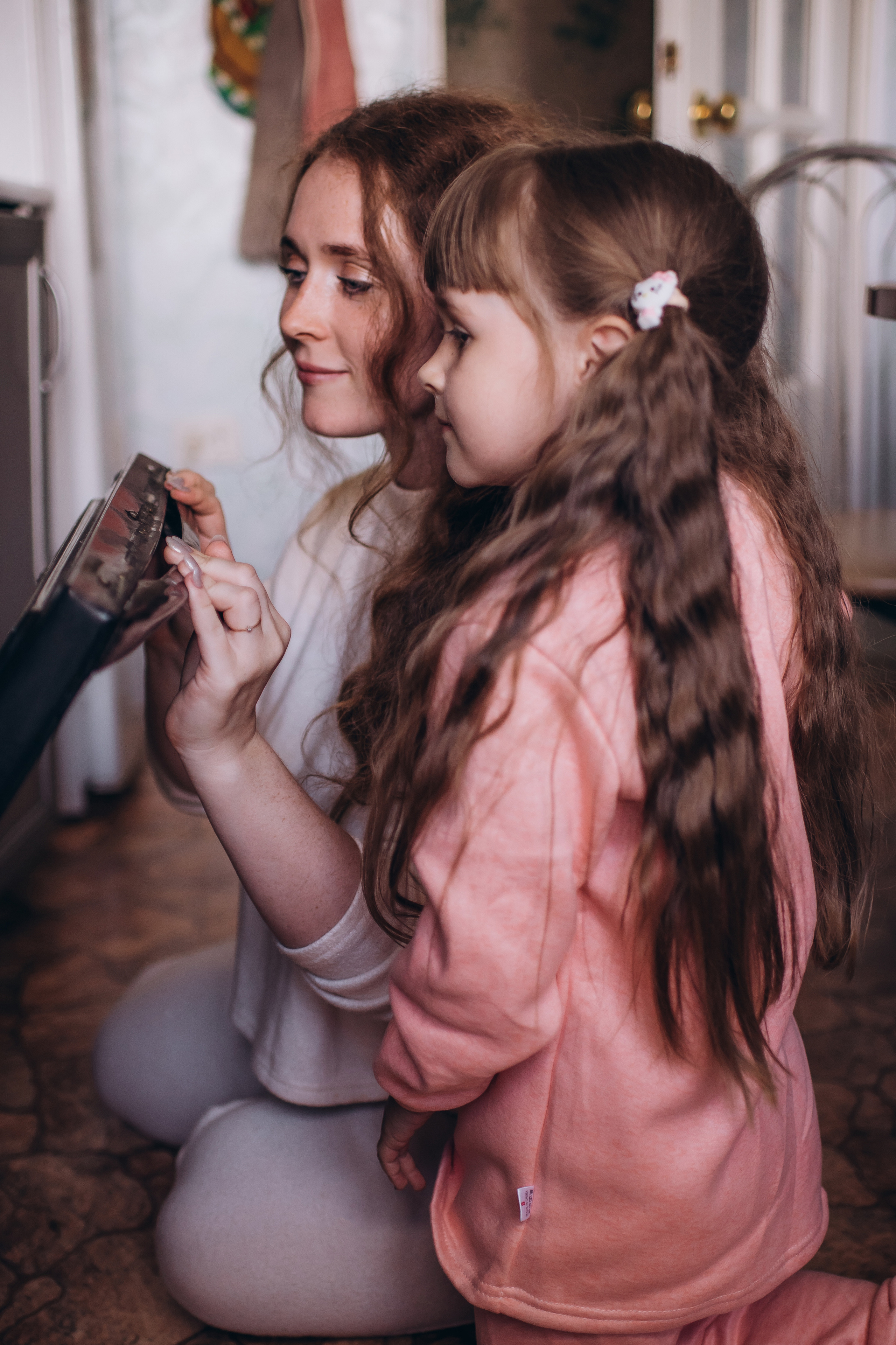 Семья Гонтаренко, домашняя теплая фотосессия. Ольга Казакова, фотограф в городе Медногорск