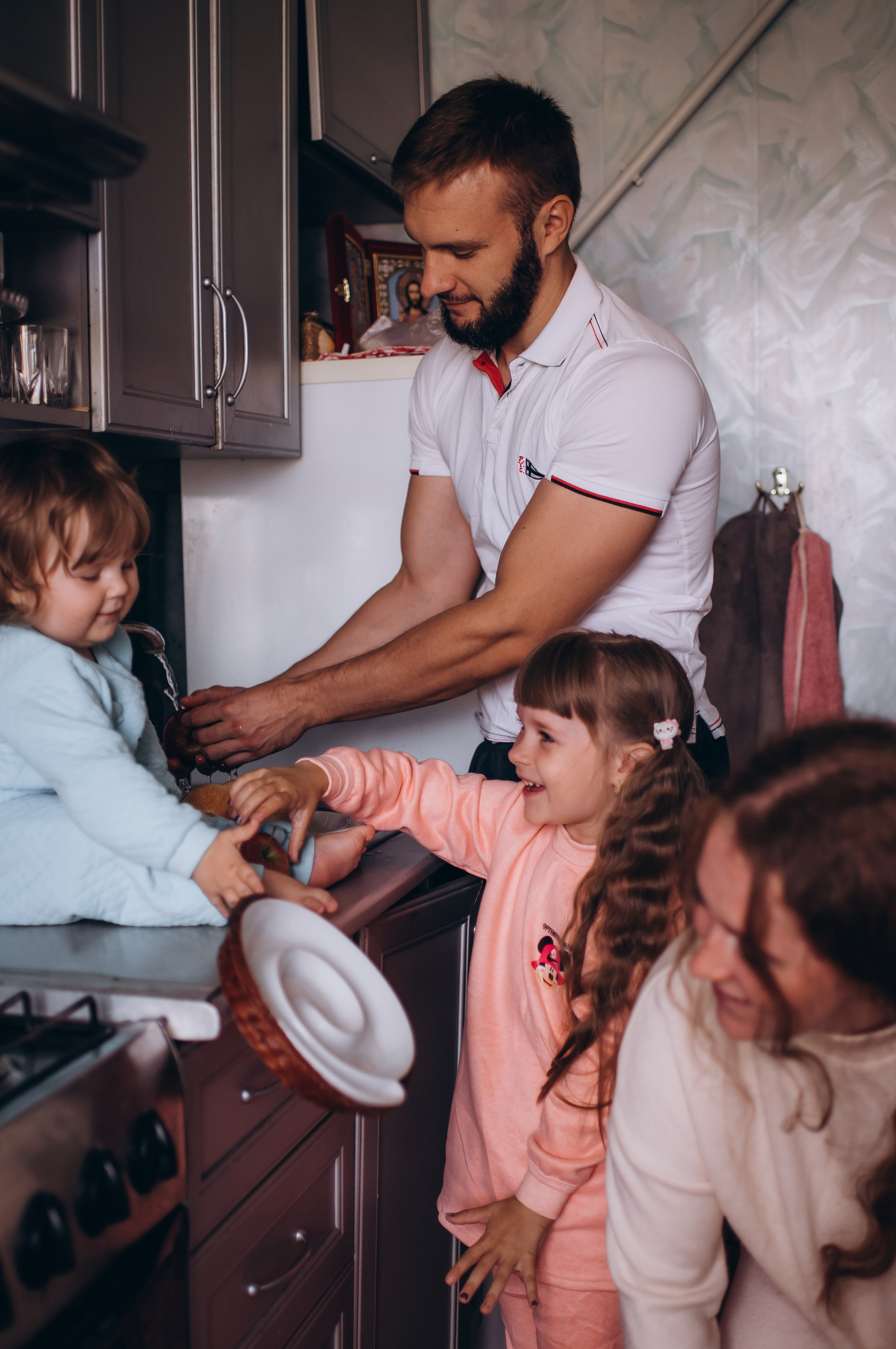 Семья Гонтаренко, домашняя теплая фотосессия. Ольга Казакова, фотограф в городе Медногорск