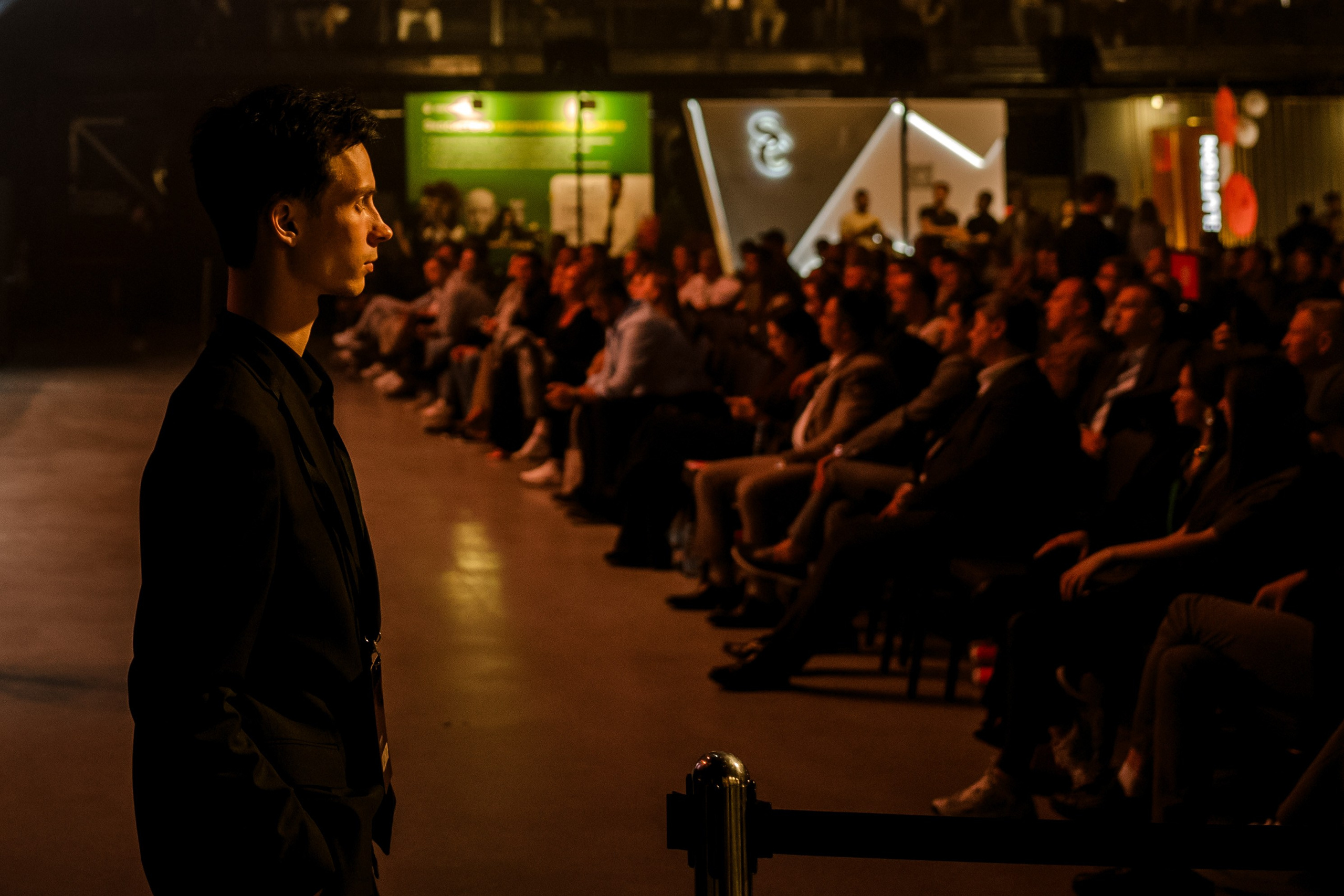 Конференция ОСНОВАТЕЛИ ЛАЙФ в MTS LIVE HALL. Репортажный фотограф в Москве Саша Дружинина