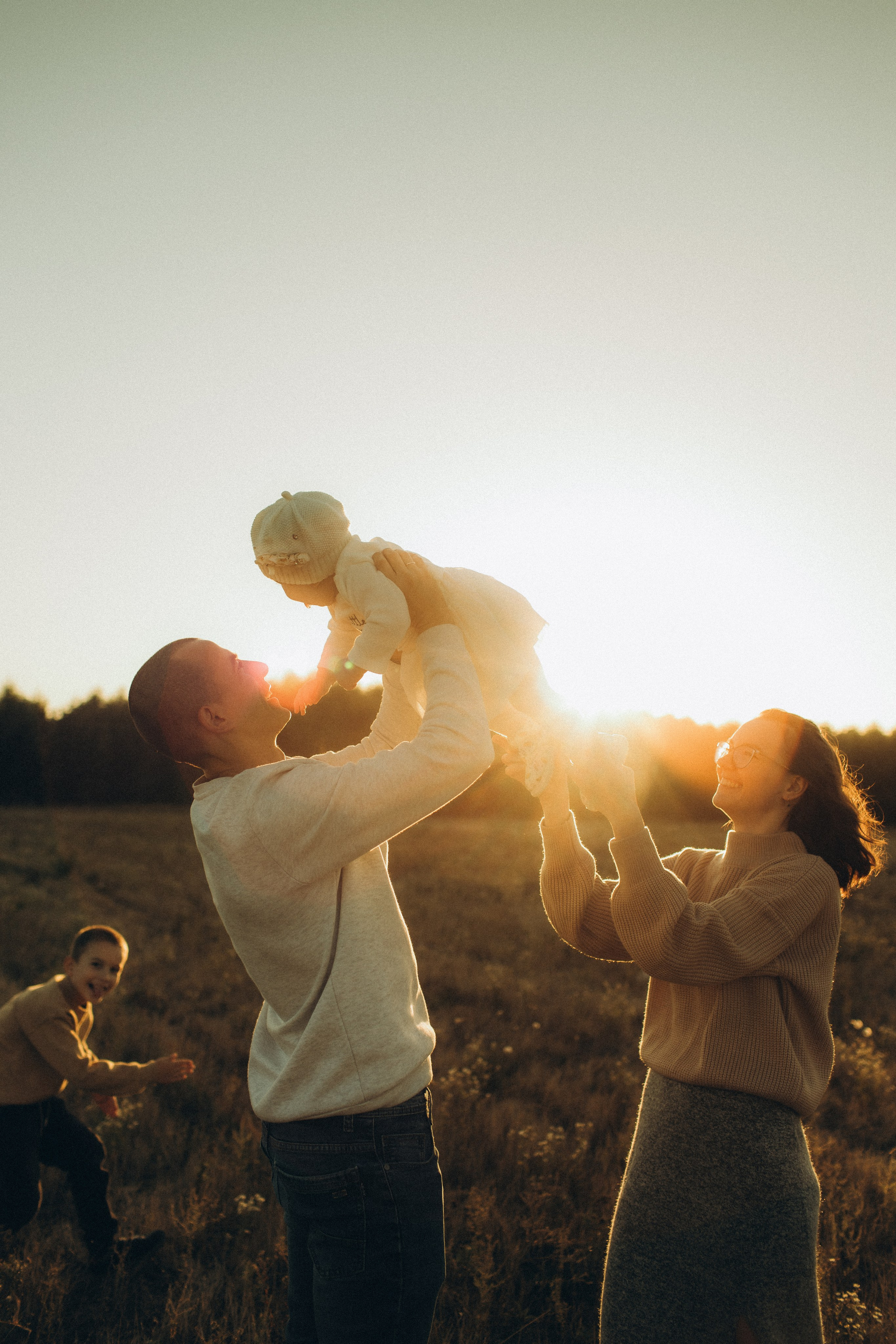 Юлия прогулка в поле. Александра Ниценко СЕМЕЙНЫЙ ФОТОГРАФ ИЗ СТАВРОПОЛЯ