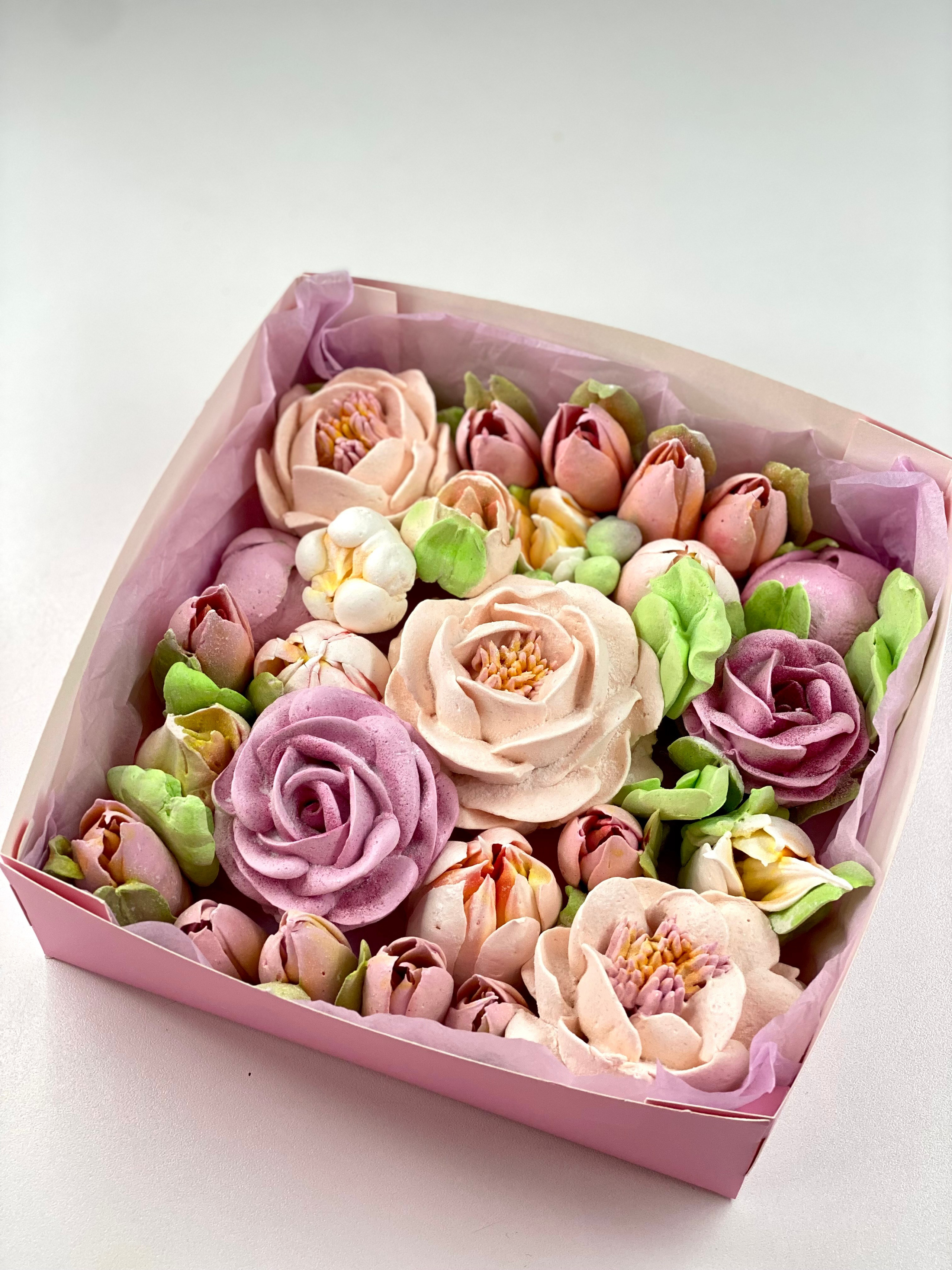 Цветы из зефира, 20 на 20 см. Katyasugarsugar капкейки, зефир, торты Москва