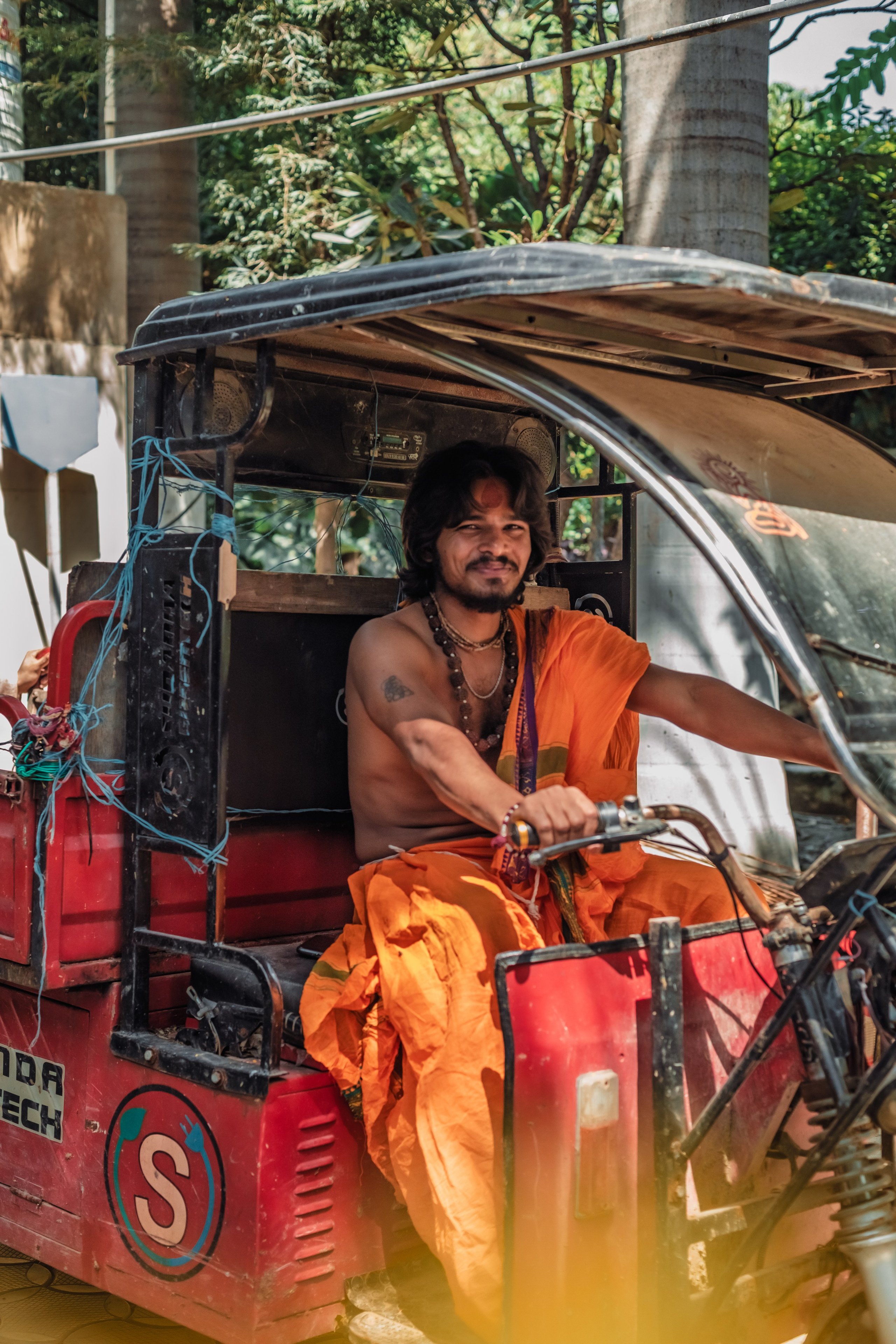 Devraha baba ji ashram life 2025. Mariam Bagdasaryan