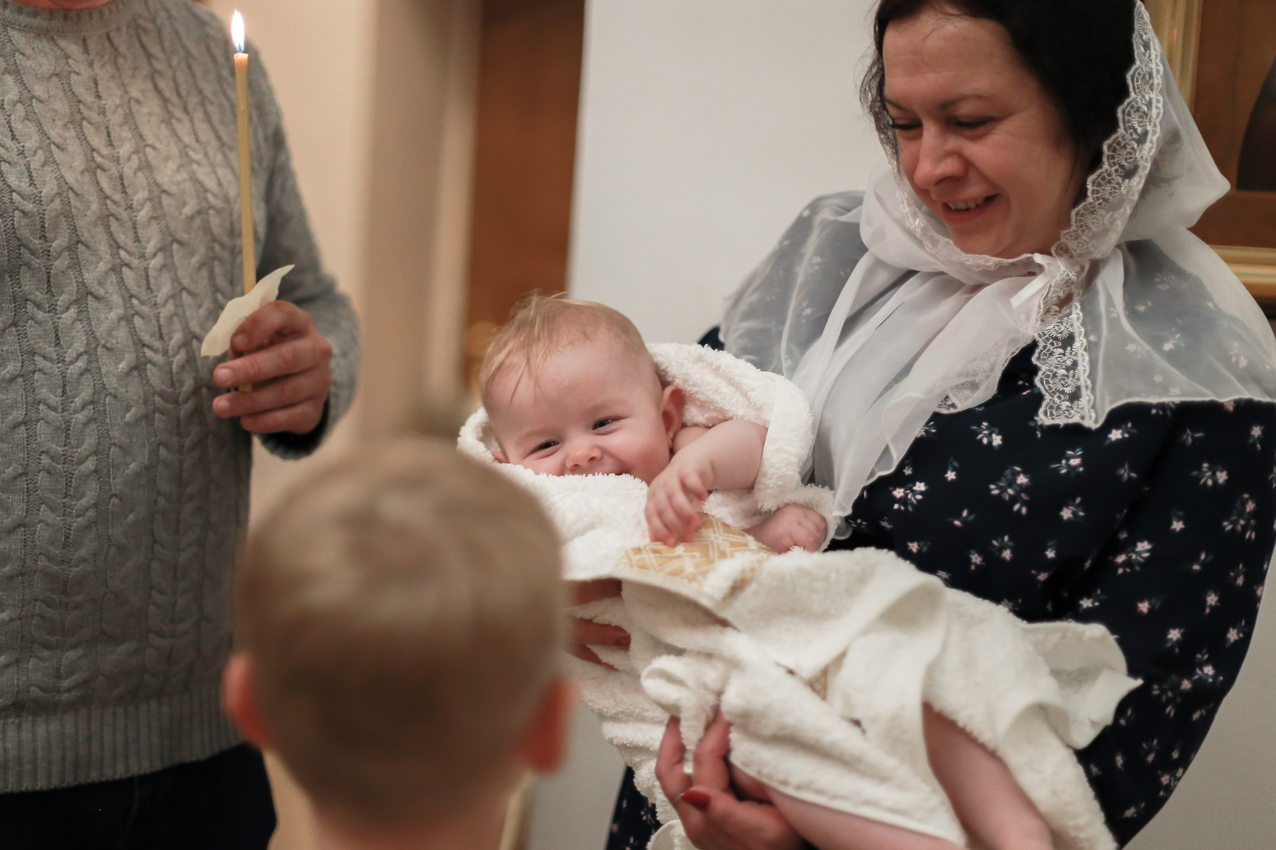 Крещение Машеньки. Храм Живоначальной Троицы в Останкино. Антонина Морозова, профессиональный семейный фотограф видеограф
