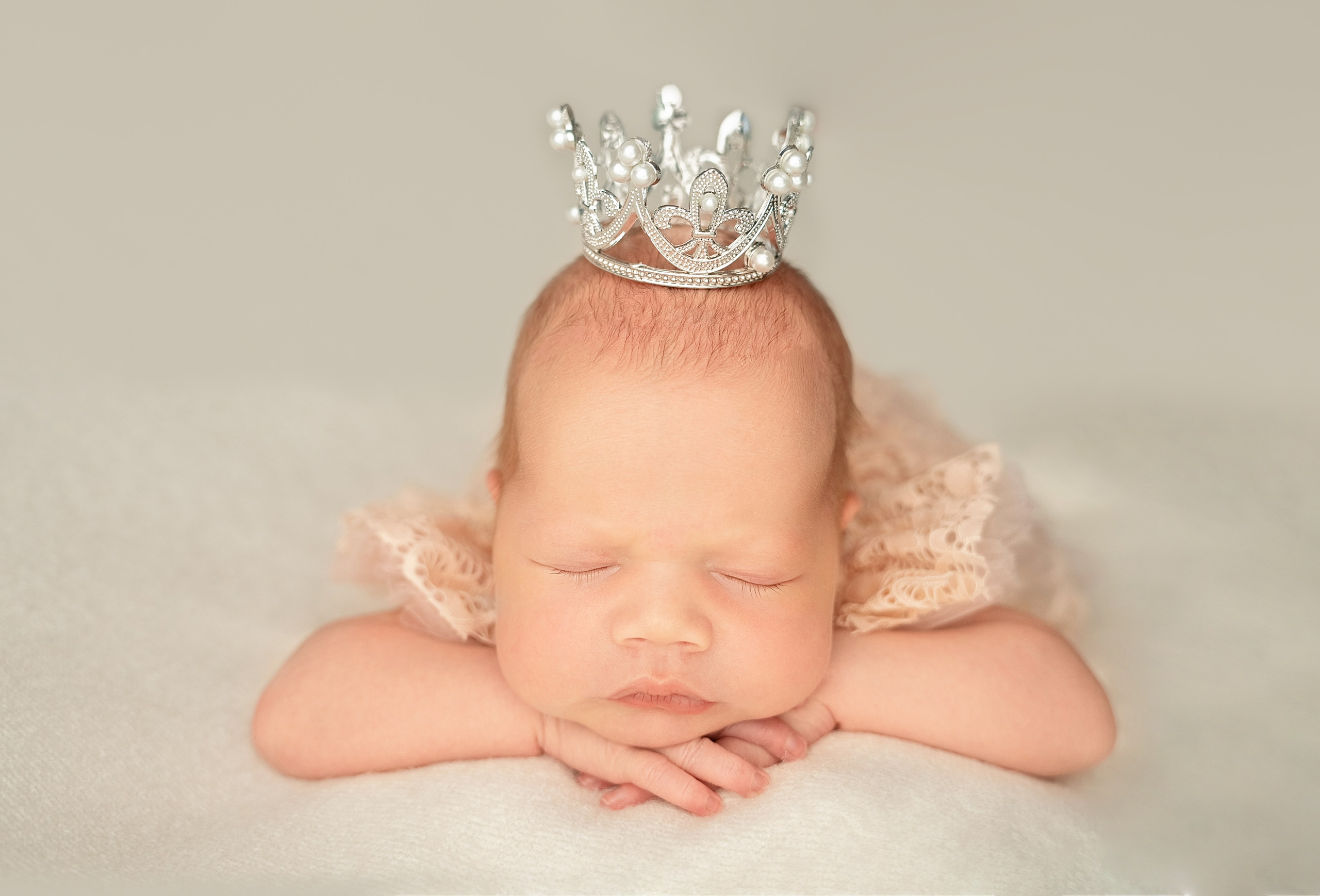 Классический Newborn. Фотограф новорожденных в городе Пермь Карачева Юлия