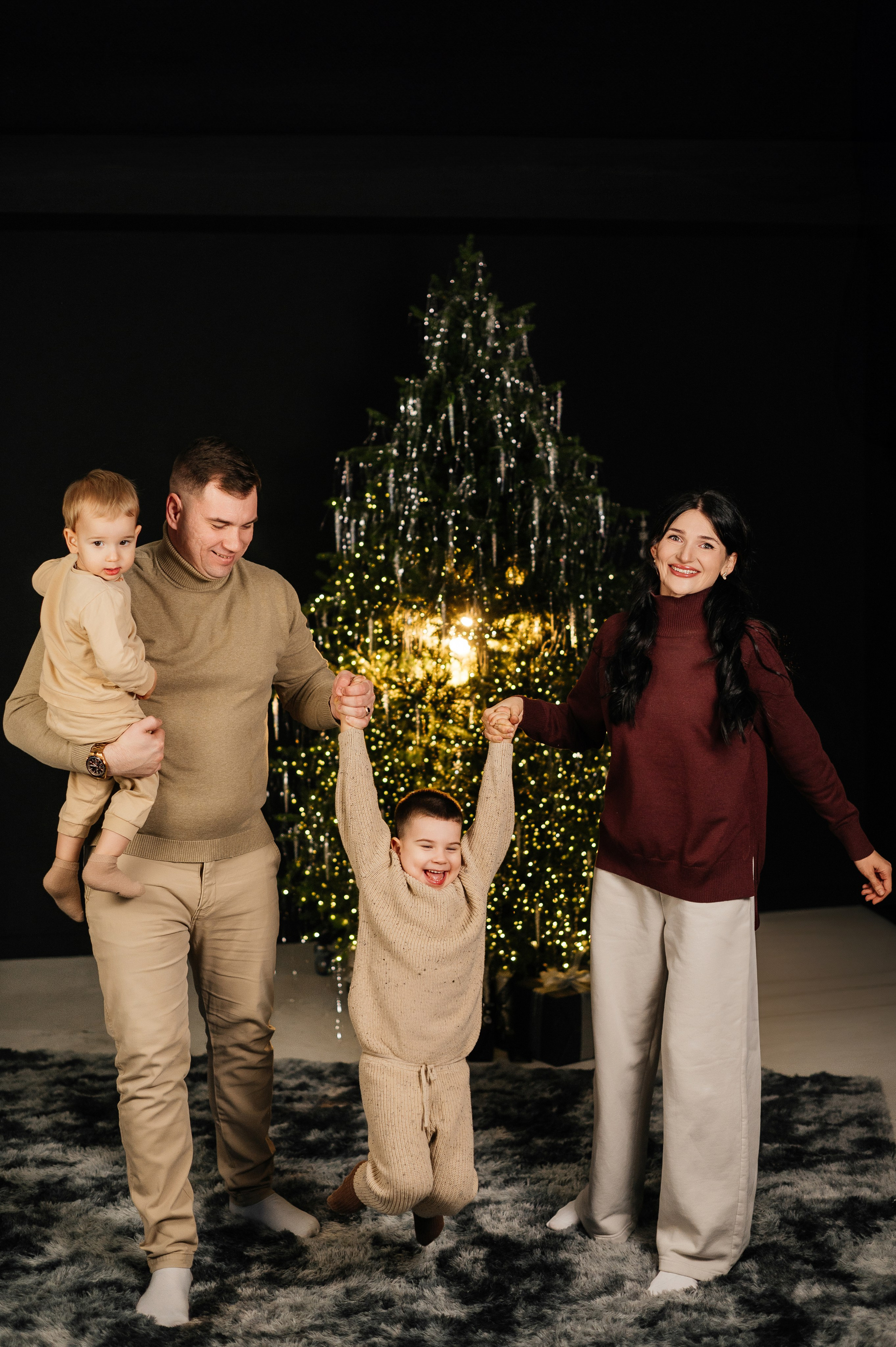 Семейная Новогодняя фотосессия. Свадебный и семейный фотограф Кореновск/Краснодар