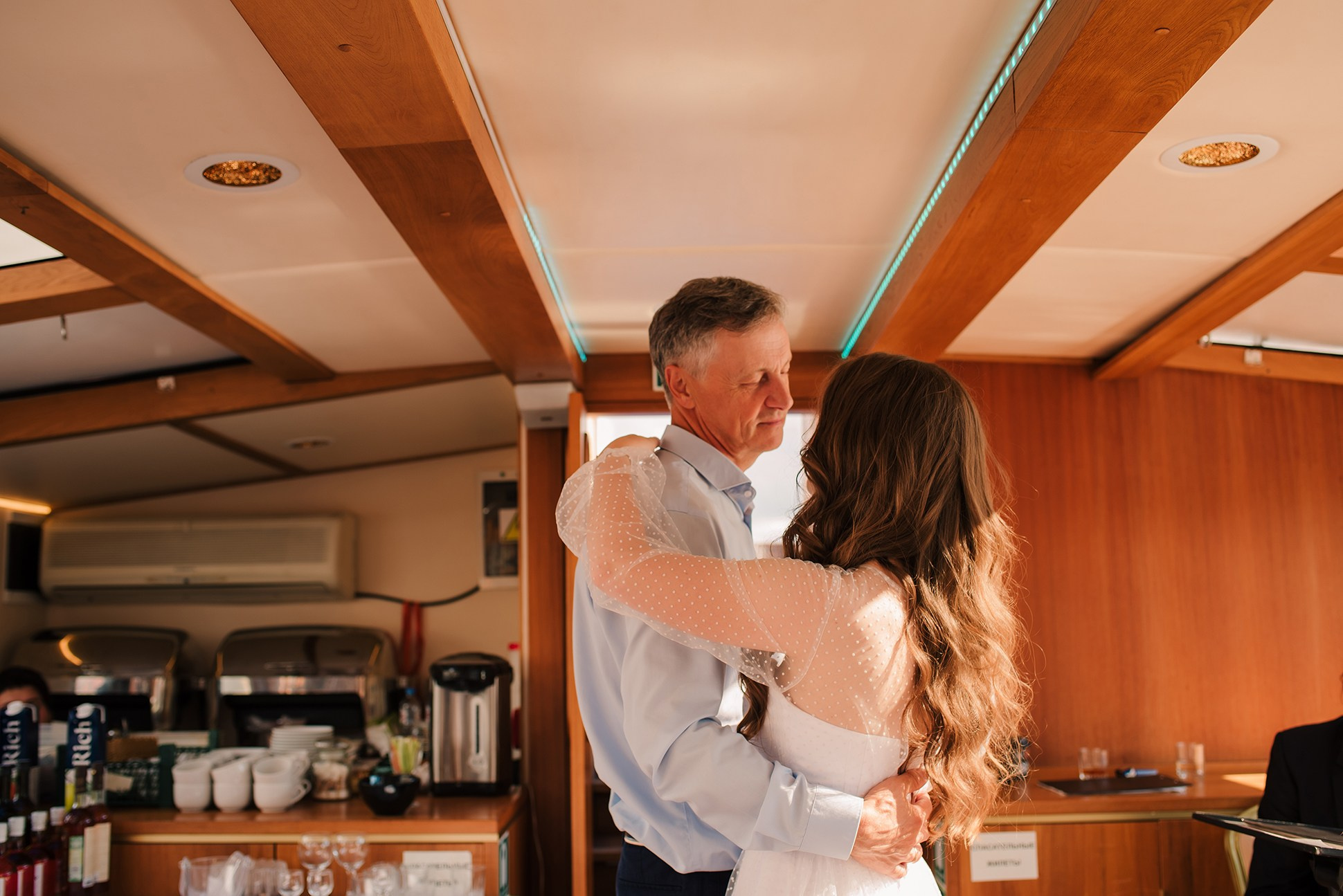 Юля и Андрей. Банкет на воде. Семейный и Свадебный фотограф. Санкт-Петербург. Пушкин