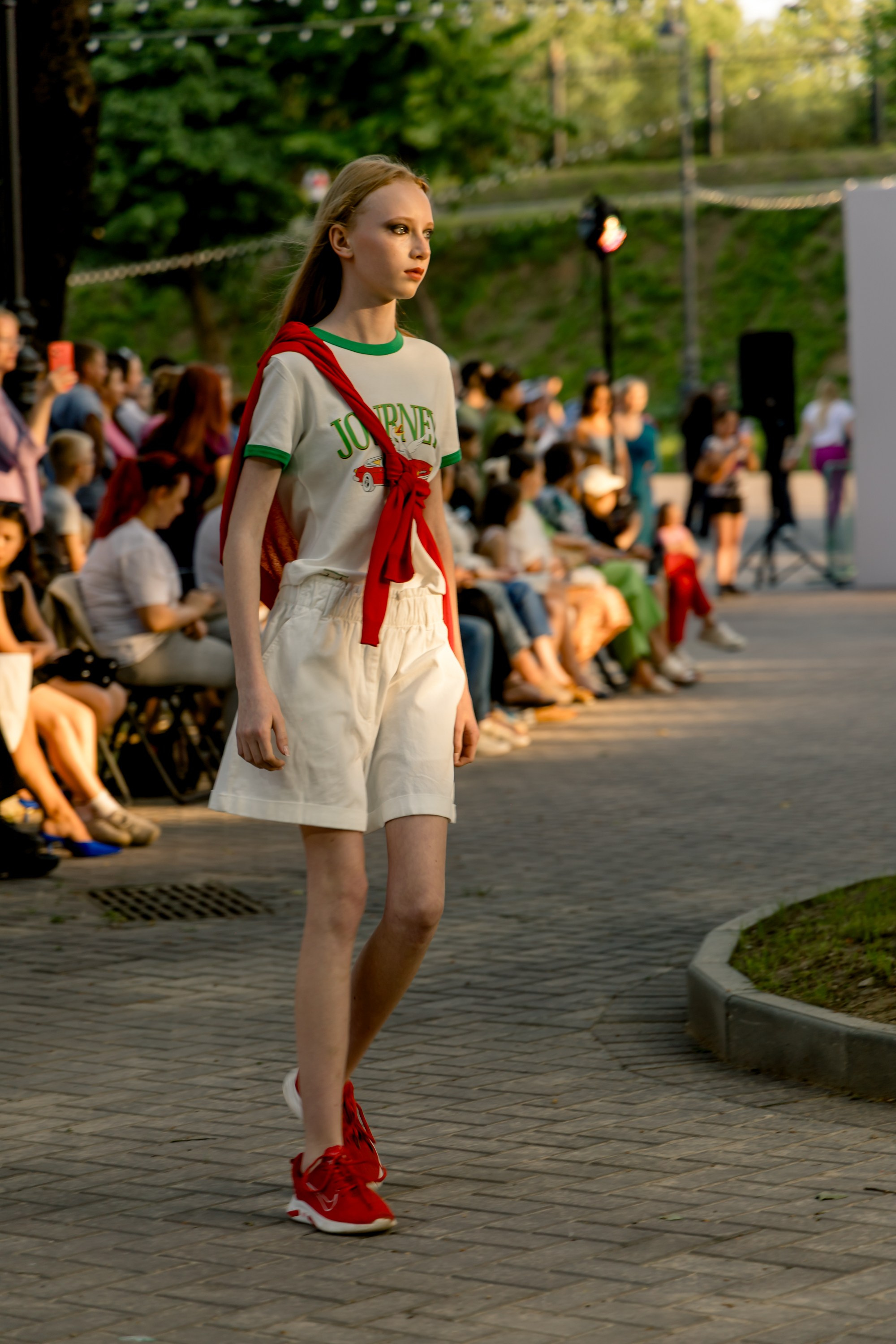 Smolensk Fashion Week 2025_показы_ДЕНЬ 1_ВЕЧЕРНИЙ ПОКАЗ_19:00. Главная