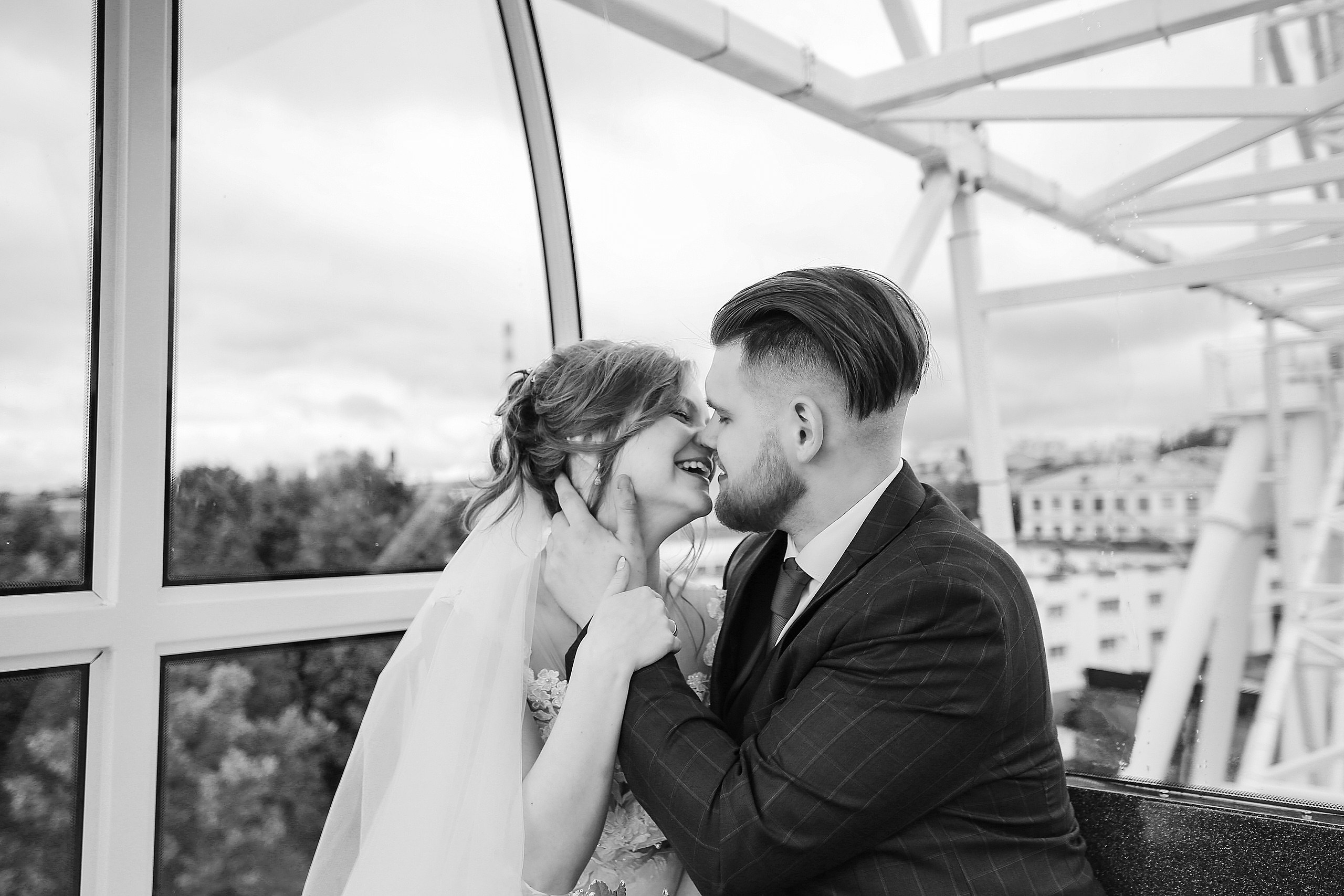 Контакты. Портретный и свадебный фотограф в Иваново Максим Гаврилин