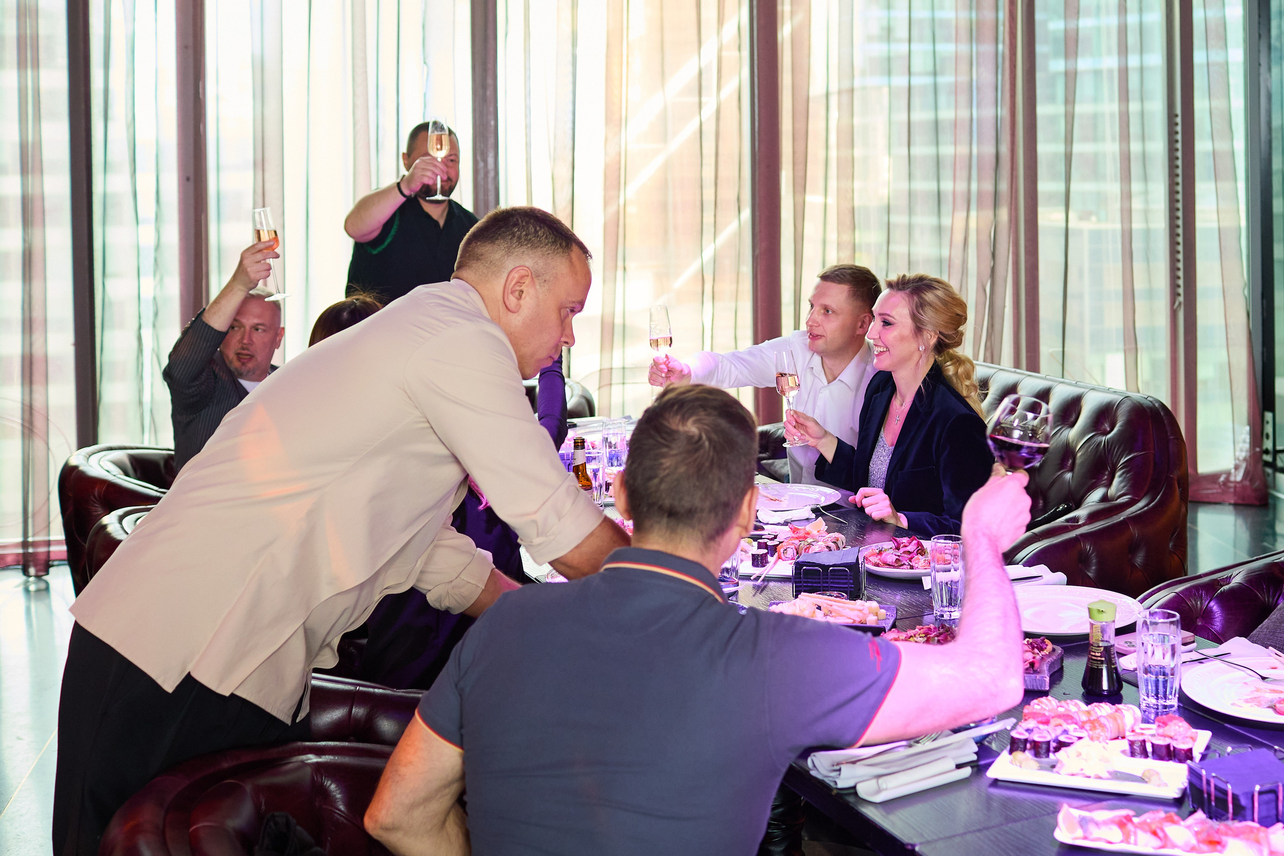 Юбилей в City Voice & Six Floor. Александр Осин — корпоративный и семейный фотограф в Москве