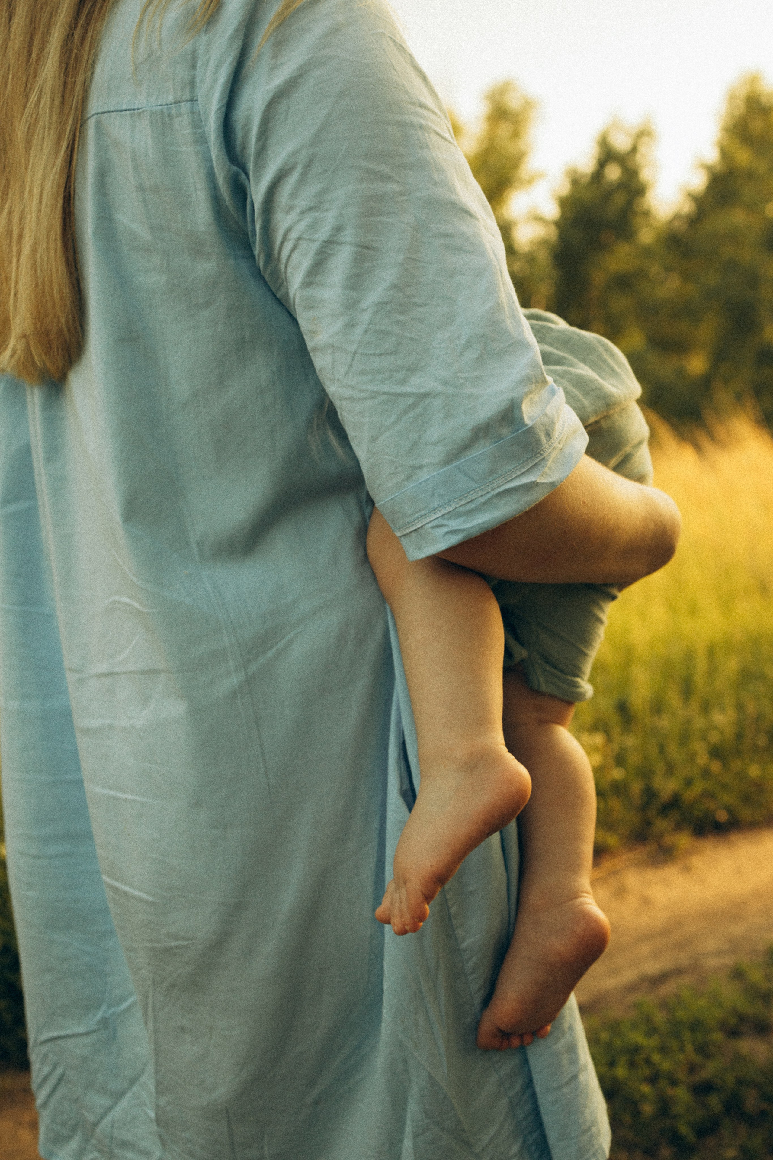 На природе. Семейный фотограф Новосибирск Фотограф на выписку Новосибирск