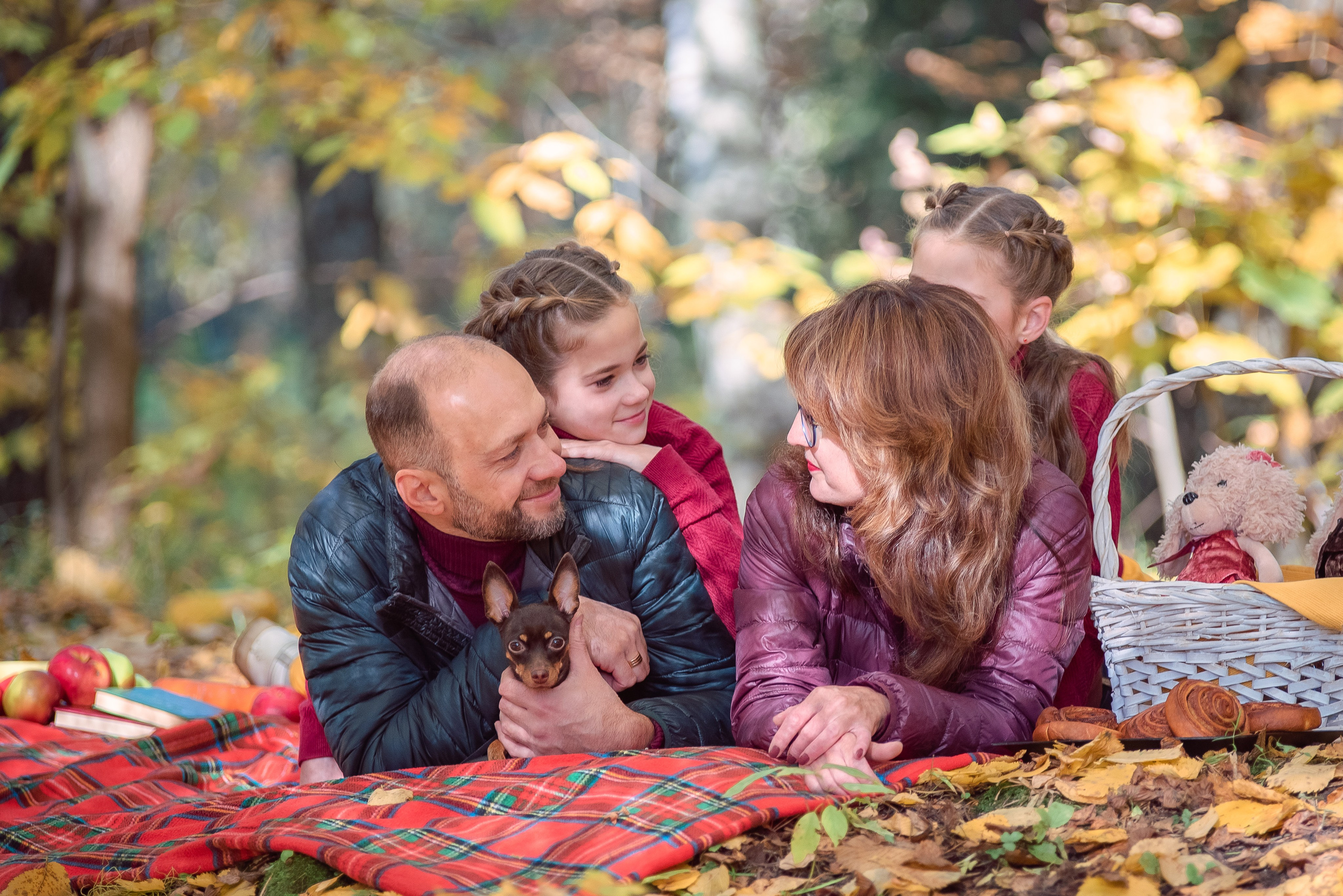 Осенняя прогулка семьи Андрея и Марины. Свадебный и семейный фотограф в Москве Юлия Винник