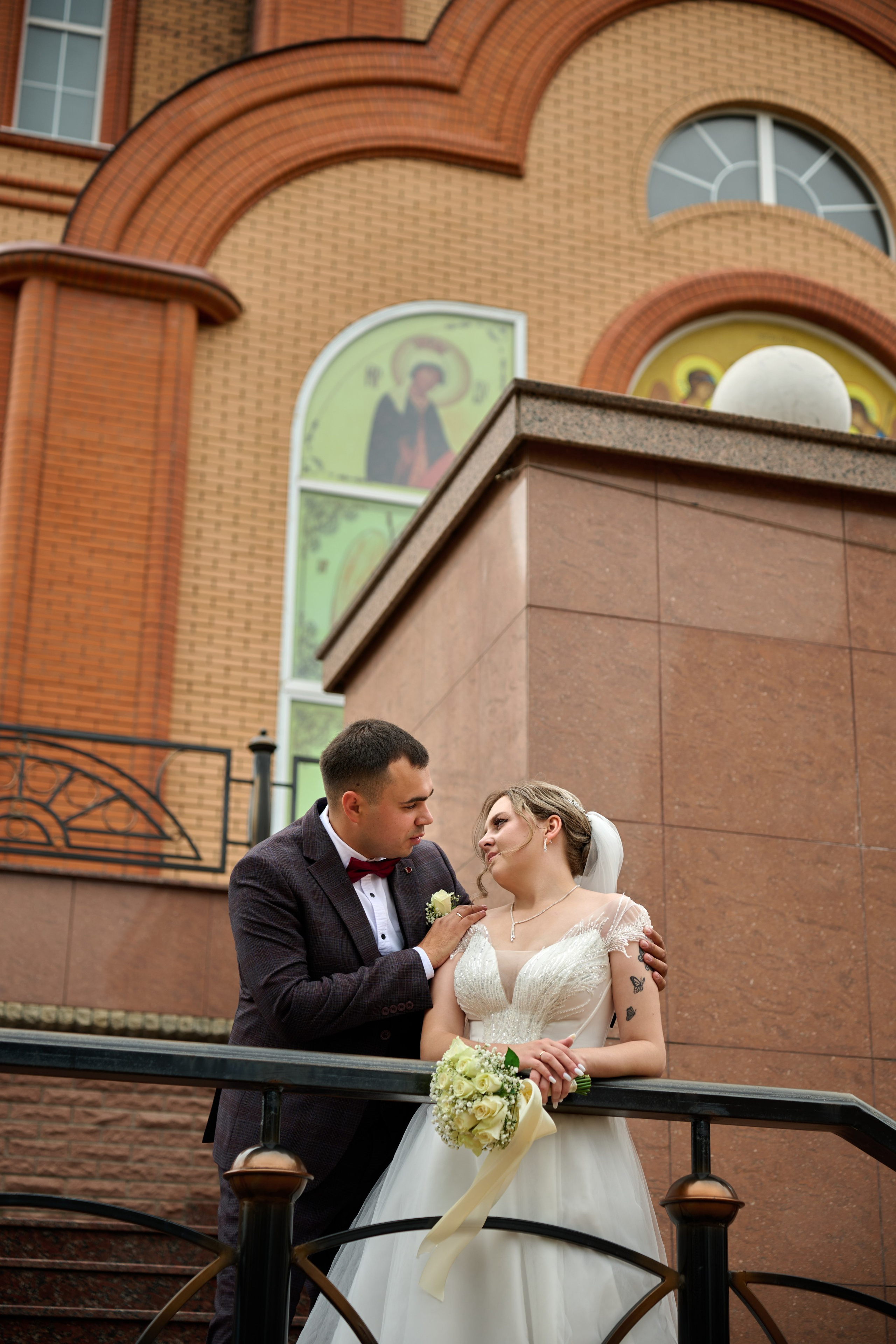 Свадебная фотосессия Ильи и Евгении в Старом Осколе. Профессиональный фотограф Старый Оскол, Губкин — свадьба, венчание, крещение, юбилей и день рождения