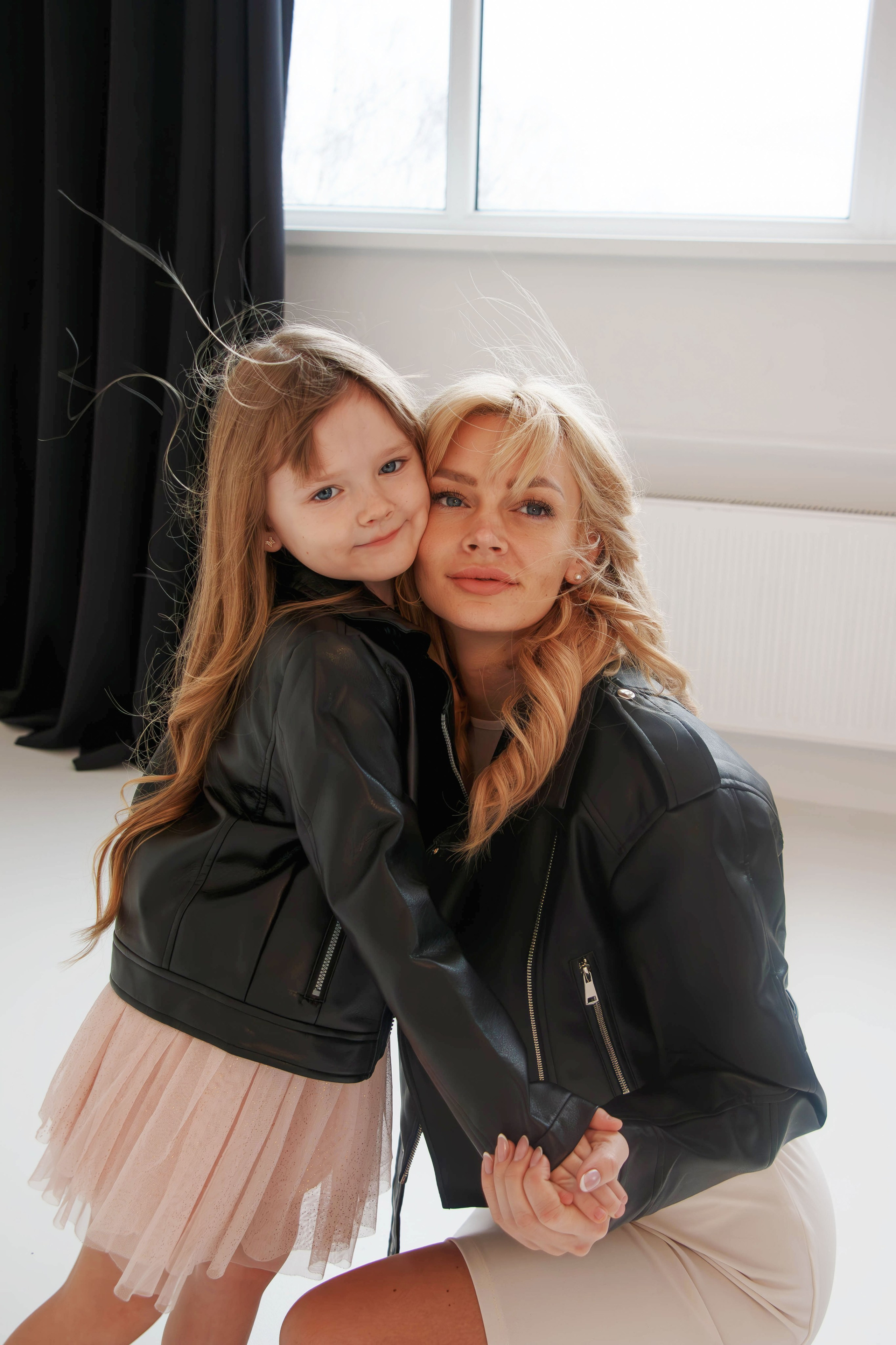 EVIJA&MILANA. Бережно сохраняю ваши чувства и истории на своих фотографиях