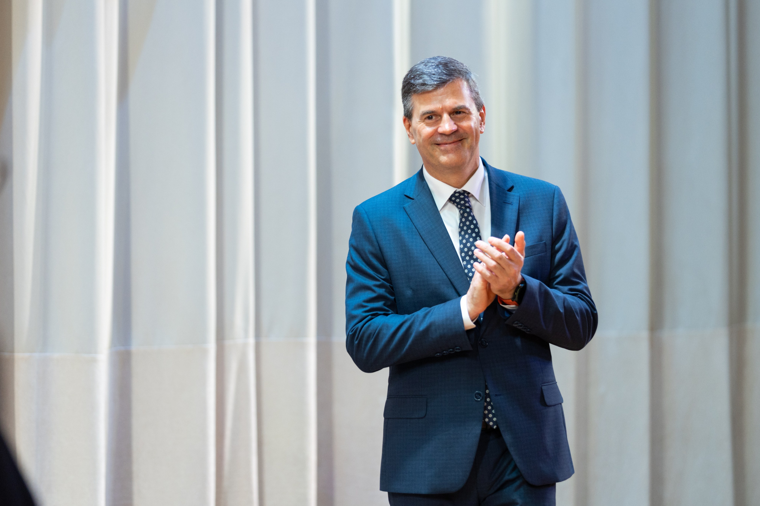 Вручение дипломов. Фотограф в Москве Даша Зуева