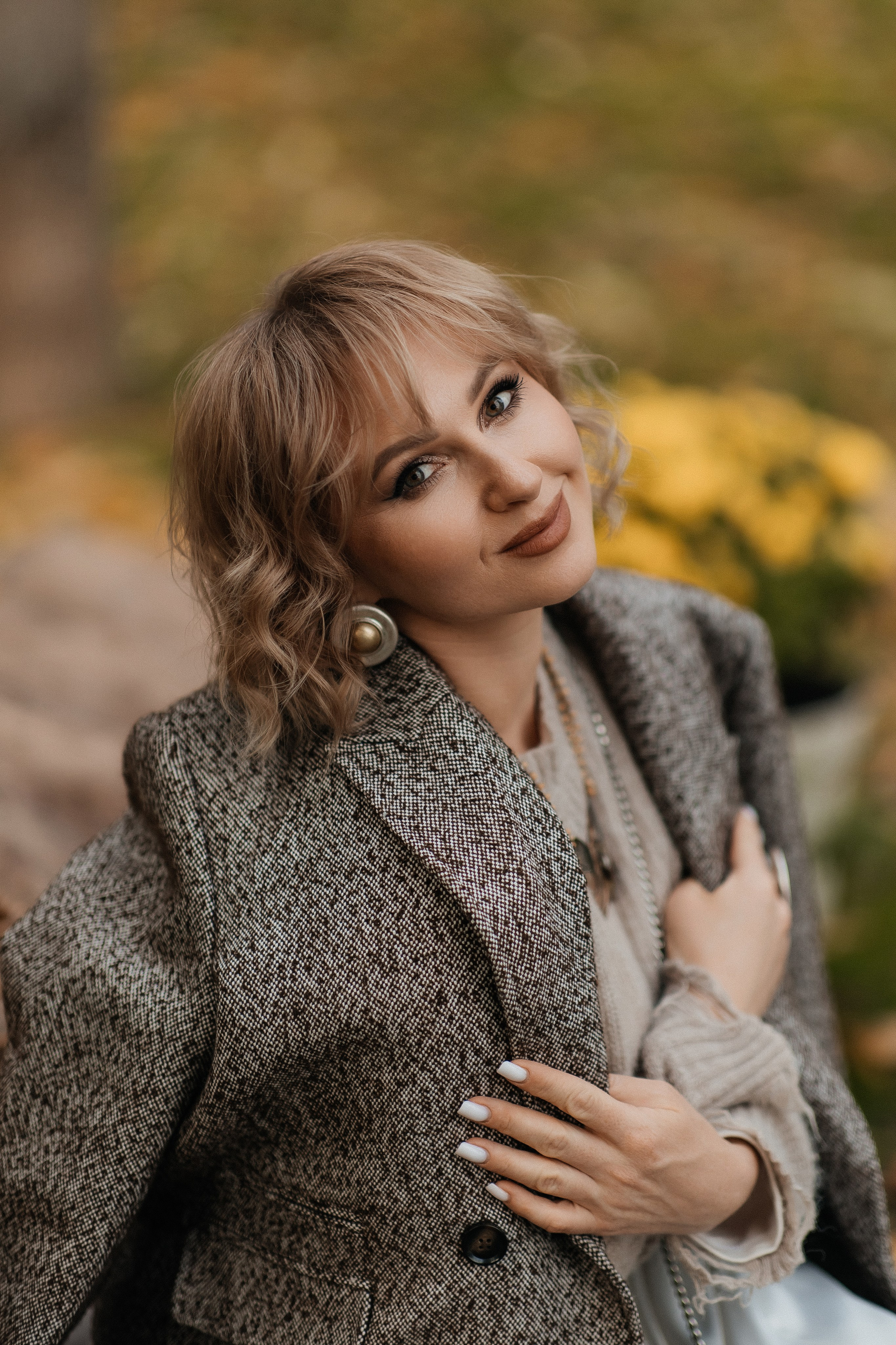 Маша и осень