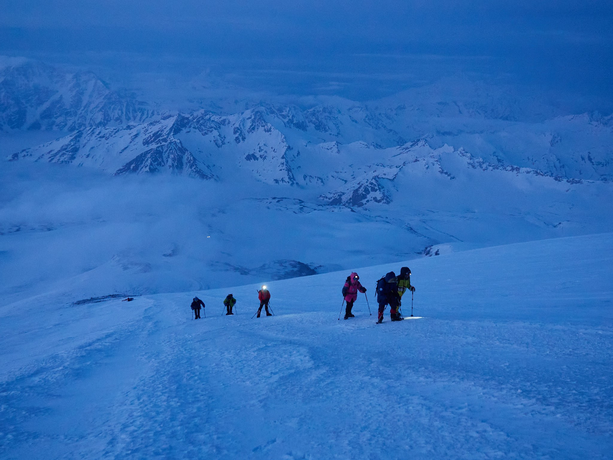 02.05 — 03.05 Снежноледовые занятия и попытка штурма вершины. Горный, высотный Фотограф на Эльбрусе Георгий