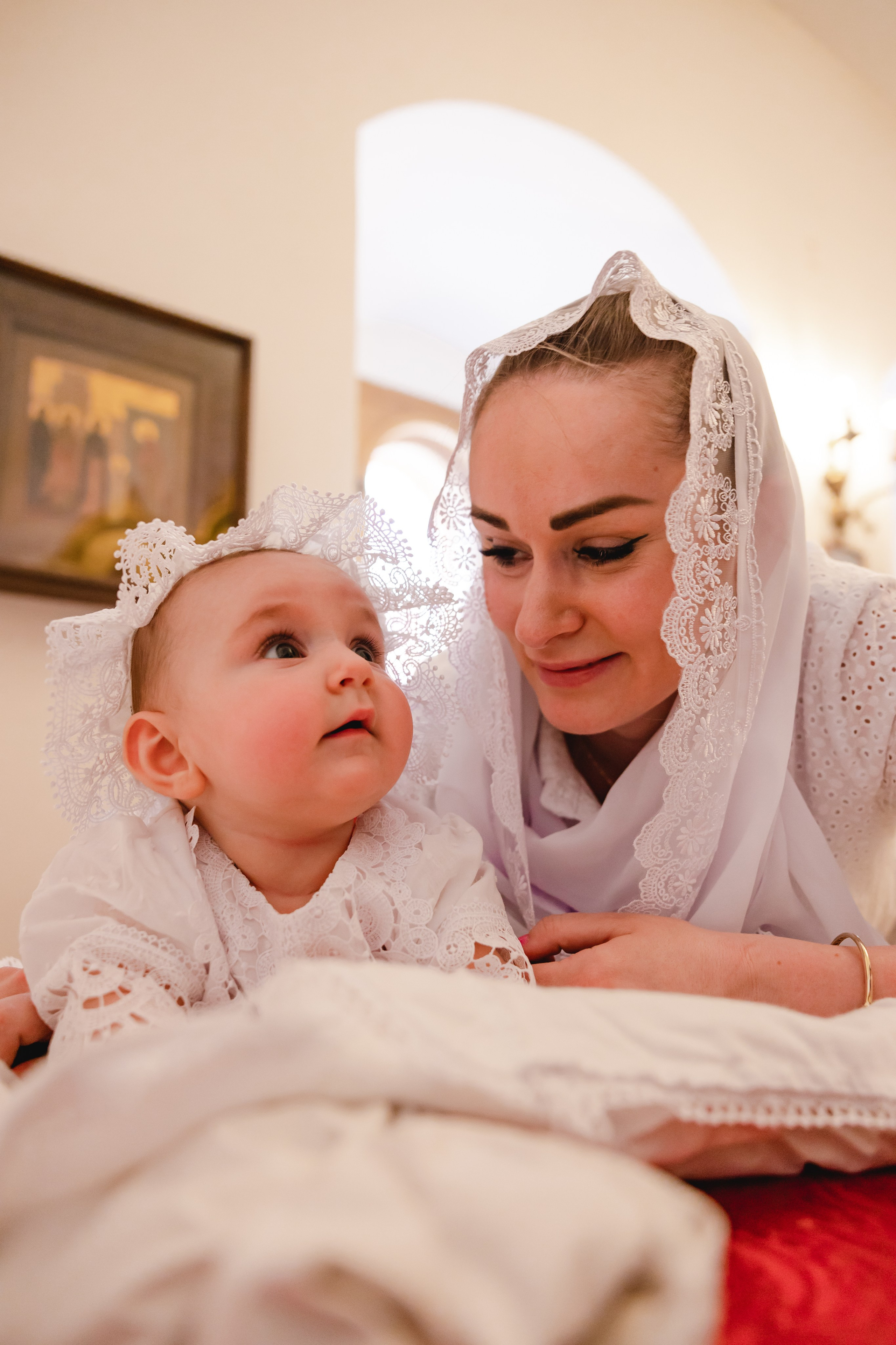 Таинство Крещения. Сайт с красивыми фотографиями и людьми