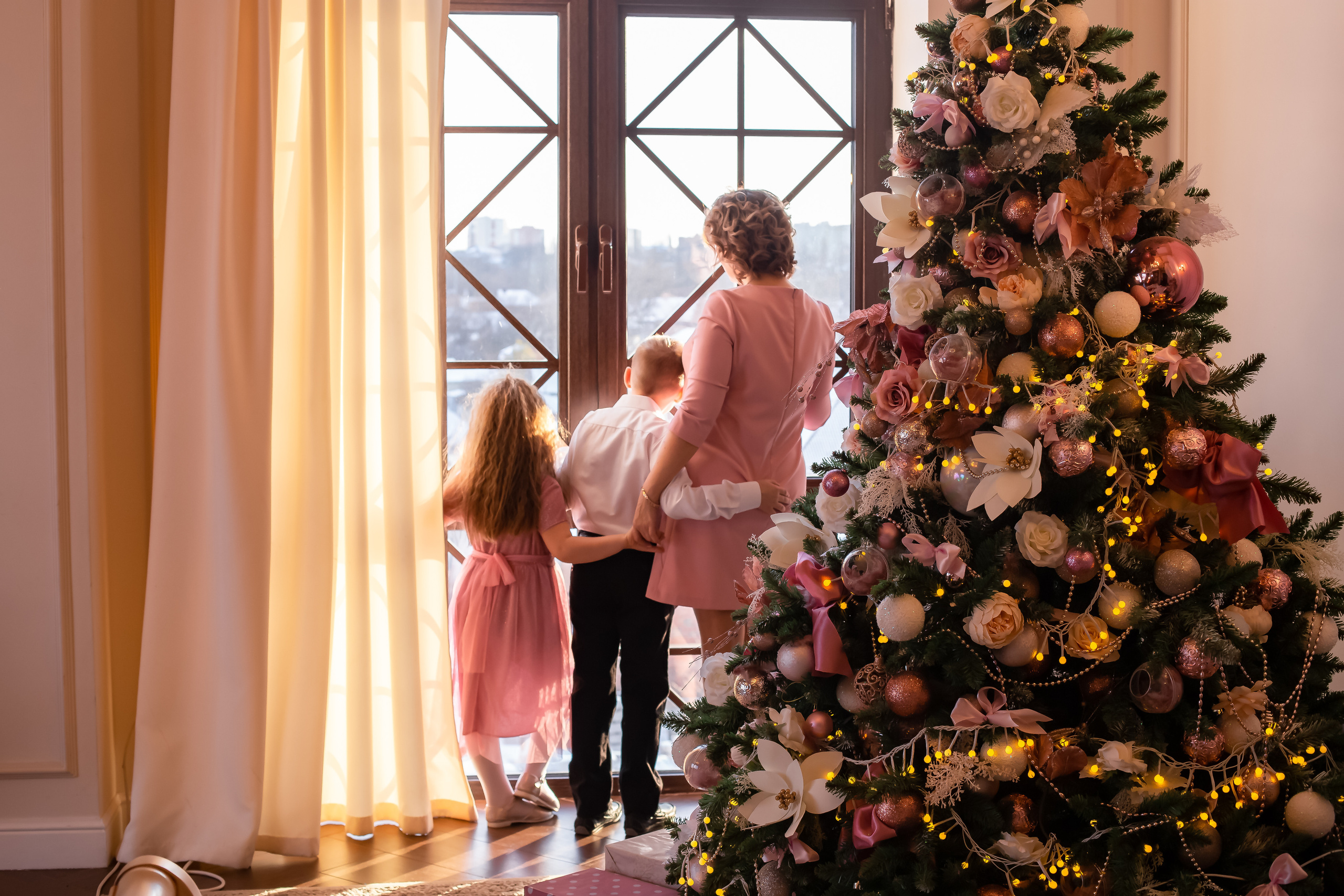 Семейные съемки. «ФотоЛерия» ФОТОГРАФ ВЫПУСКНЫЕ АЛЬБОМЫ