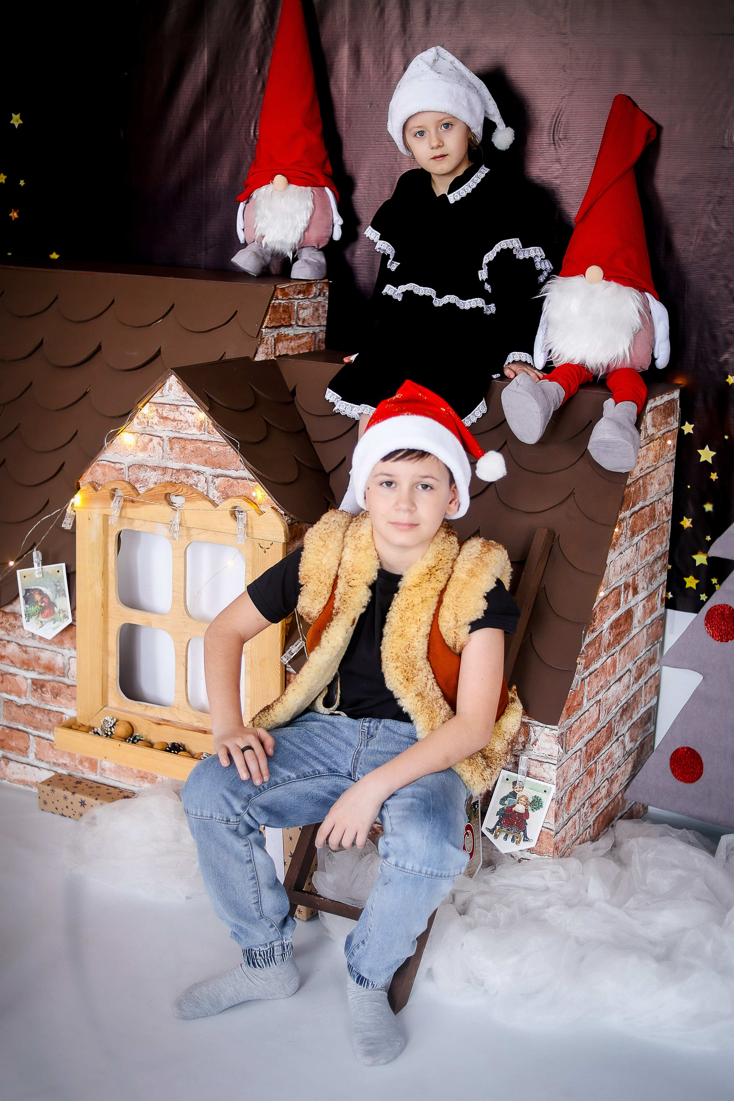 Семейные фотосессии студийные; новогодние, тематические, домашние и тд. Выпускные альбомы для школ и Детских садов в Барнауле /Выпускные/Свадебные/Детские/Семейные и др. виды съёмок /Фотограф Вера Валейко