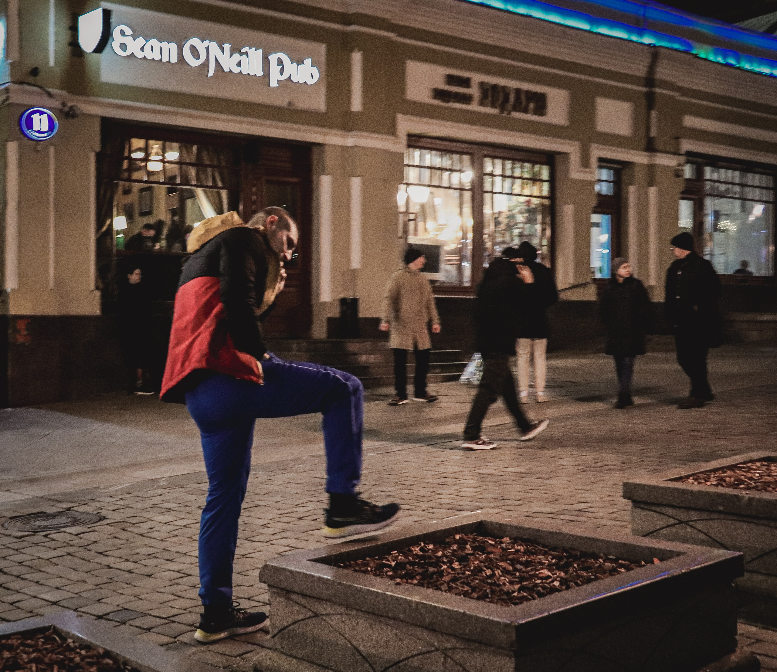 Вечер. Фотограф репортажей и стритфотосессий в Москве Людмила Смирнова