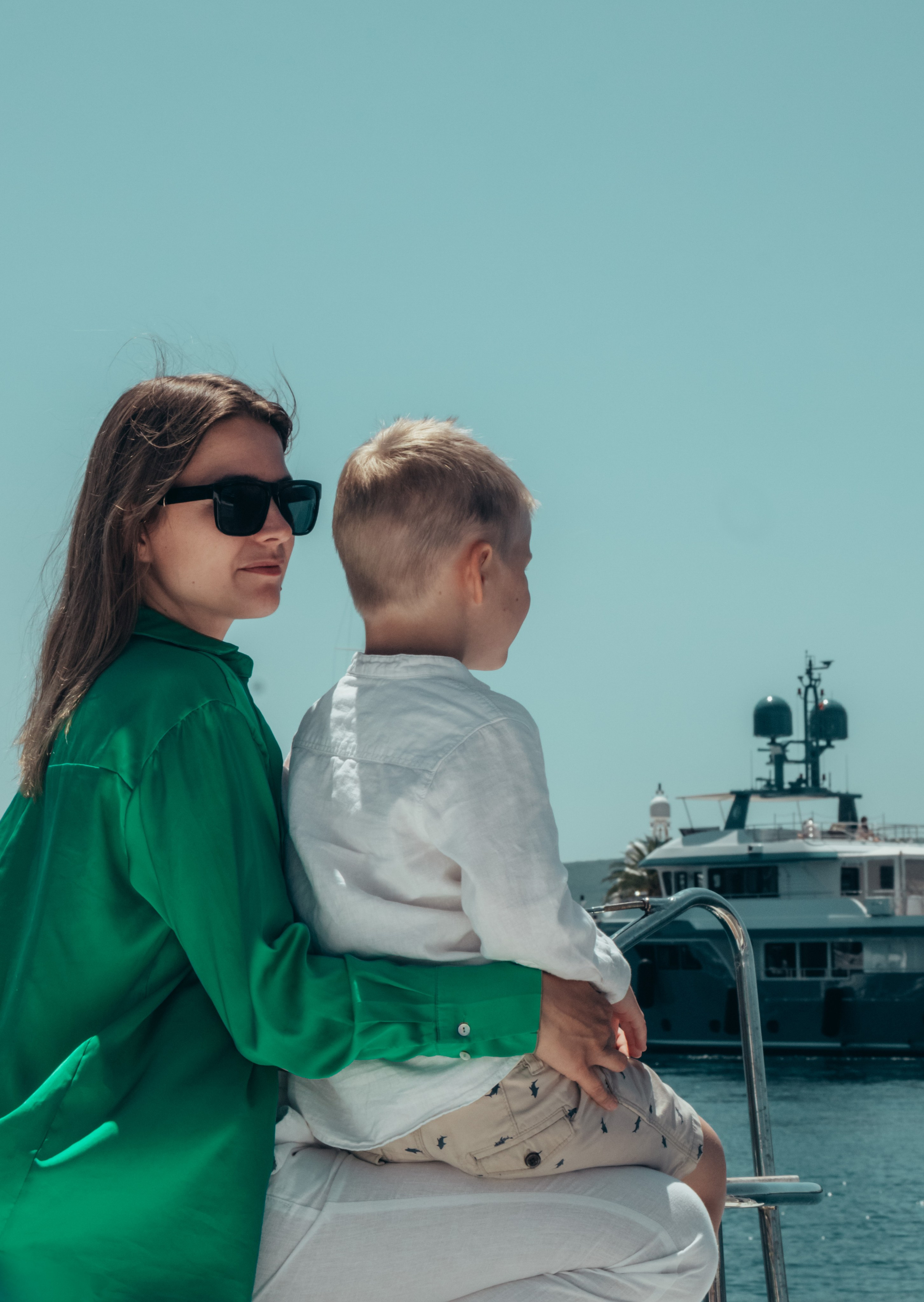 Boat tour with Anna, Roman and Tim. Portrait photographer in Tivat Montenegro Katerina Kirsanova
