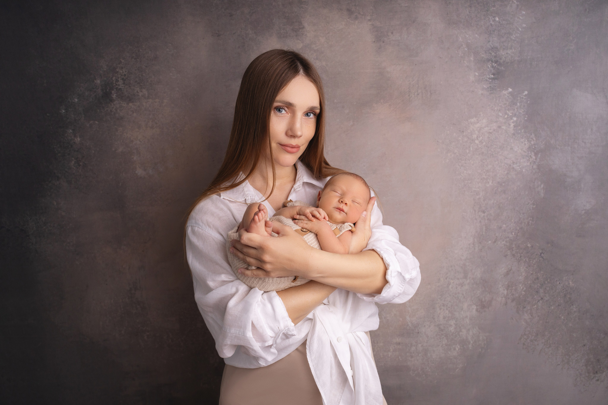 Семейные кадры от Elvira Kamaeva. Фотограф новорожденных малышей в Омске и Омской области Эльвира Камаева