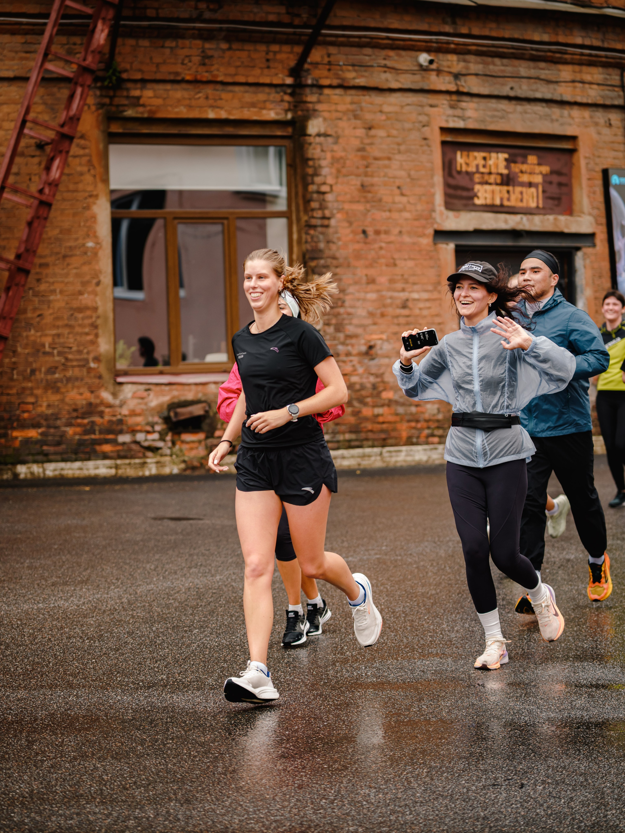 Any Buddy & Social Run Comm. Портретный и репортажный фотограф в Санкт-Петербурге Смоляков Максим
