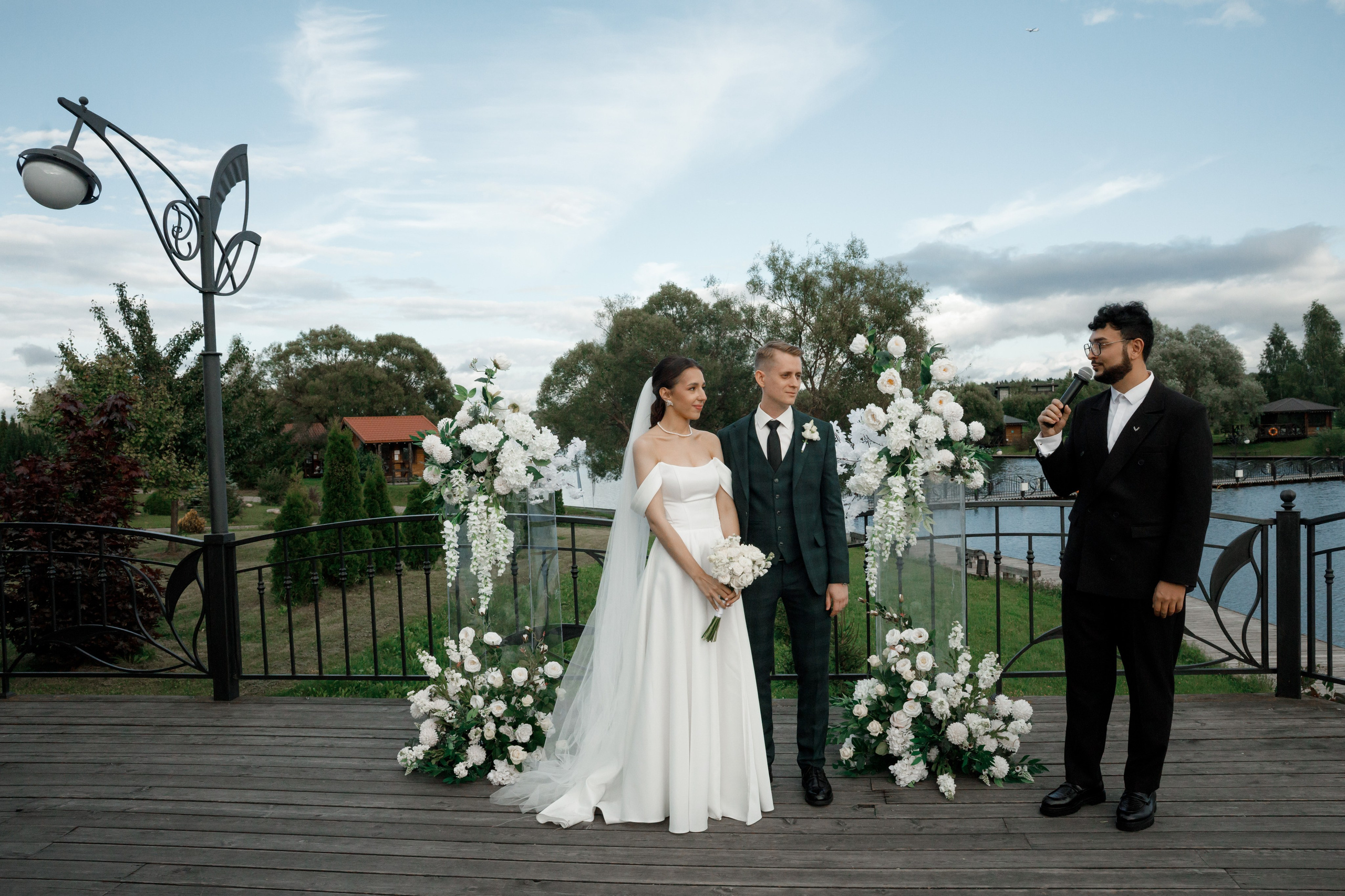 Регистрация в отеле Fish Point, ЗАГС Бутово, прогулка в Остафьево. Свадебный и репортажный фотограф (Москва, Королев и другие)